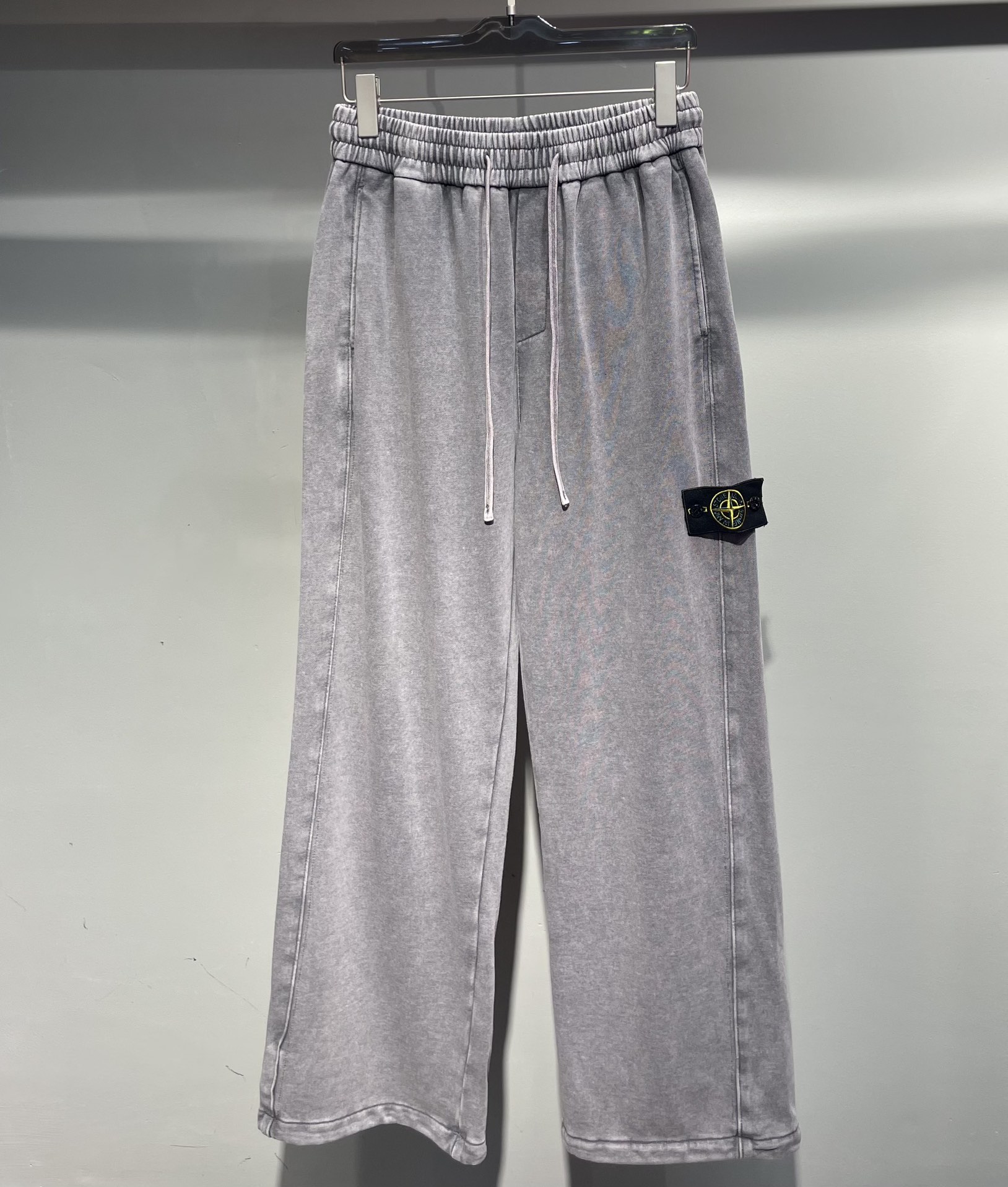 스톤아일랜드 워시 데미지 가공 코튼 남성 바지 51023 이미지 4