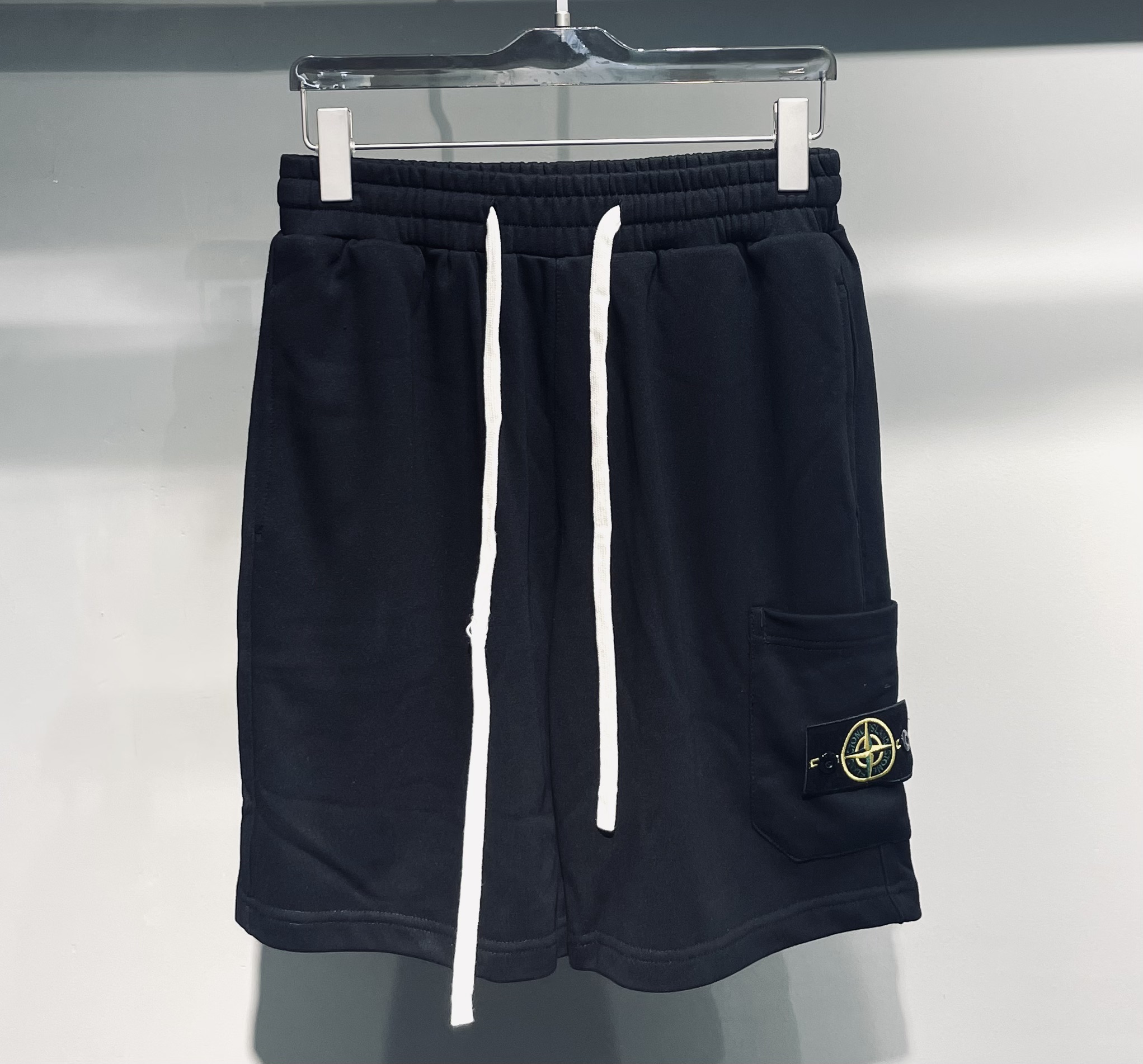 스톤아일랜드 남여공용 반바지 51366