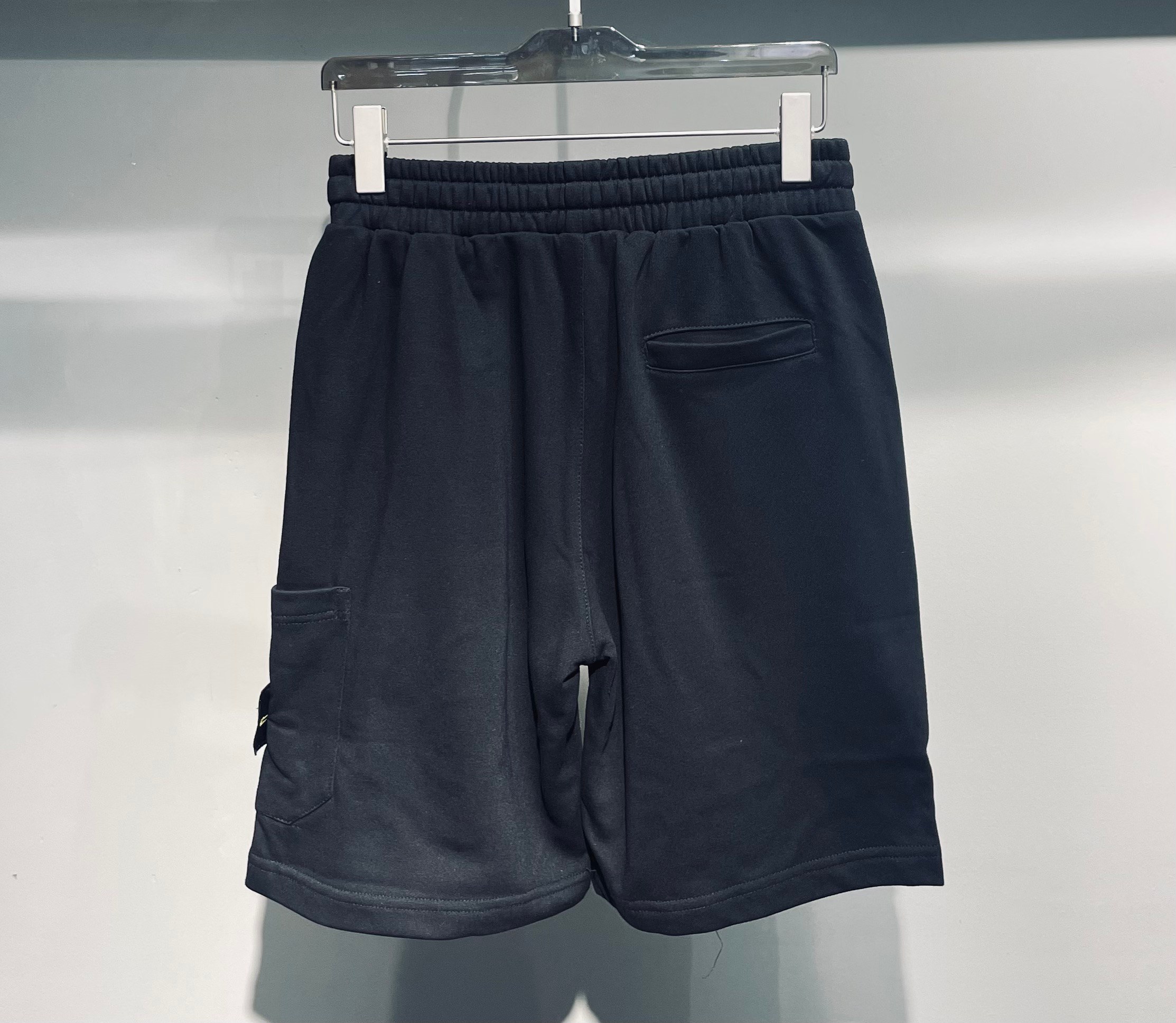 스톤아일랜드 남여공용 반바지 51366 Stone Island Shorts 이미지 2