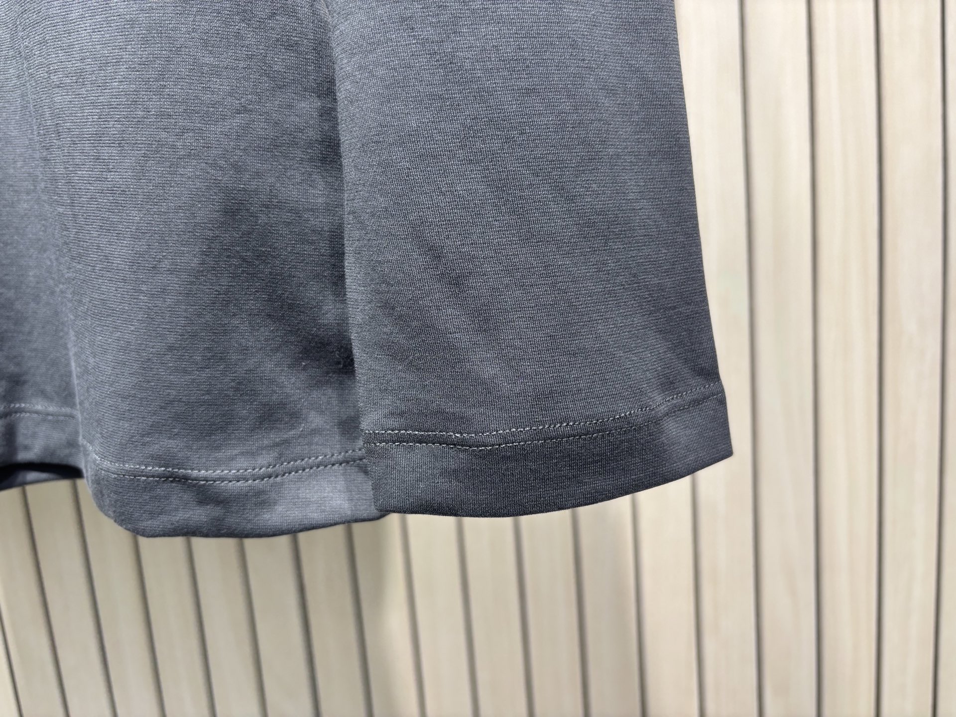 스톤아일랜드 클래식 배지 긴팔 티셔츠 50984 이미지 9
