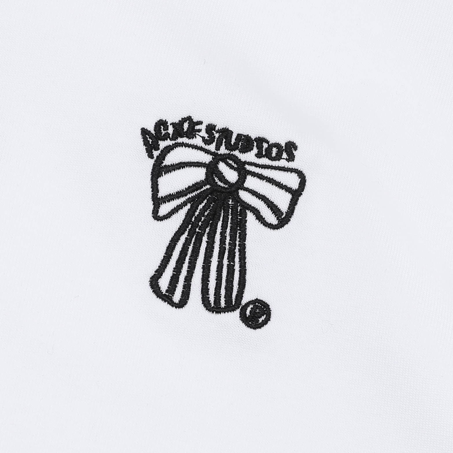 Alternative view of T-Shirt 09401