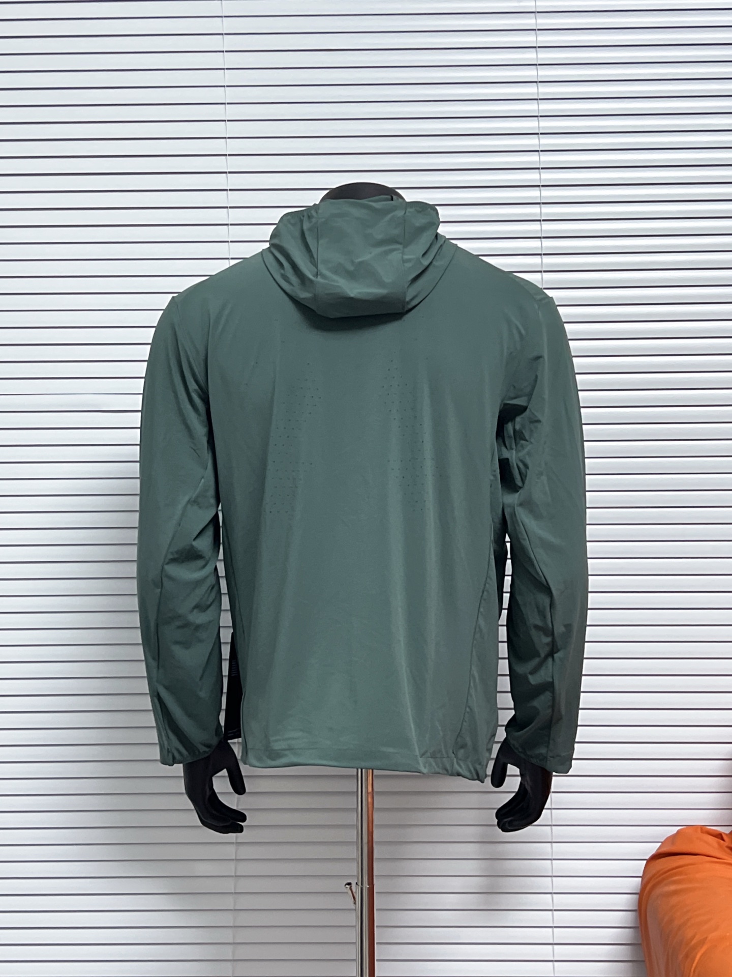 Kailas Lightweight Windbreaker - UPF 40+ Sun Protection, Breathable 3 i1747925829471 4081 0 9