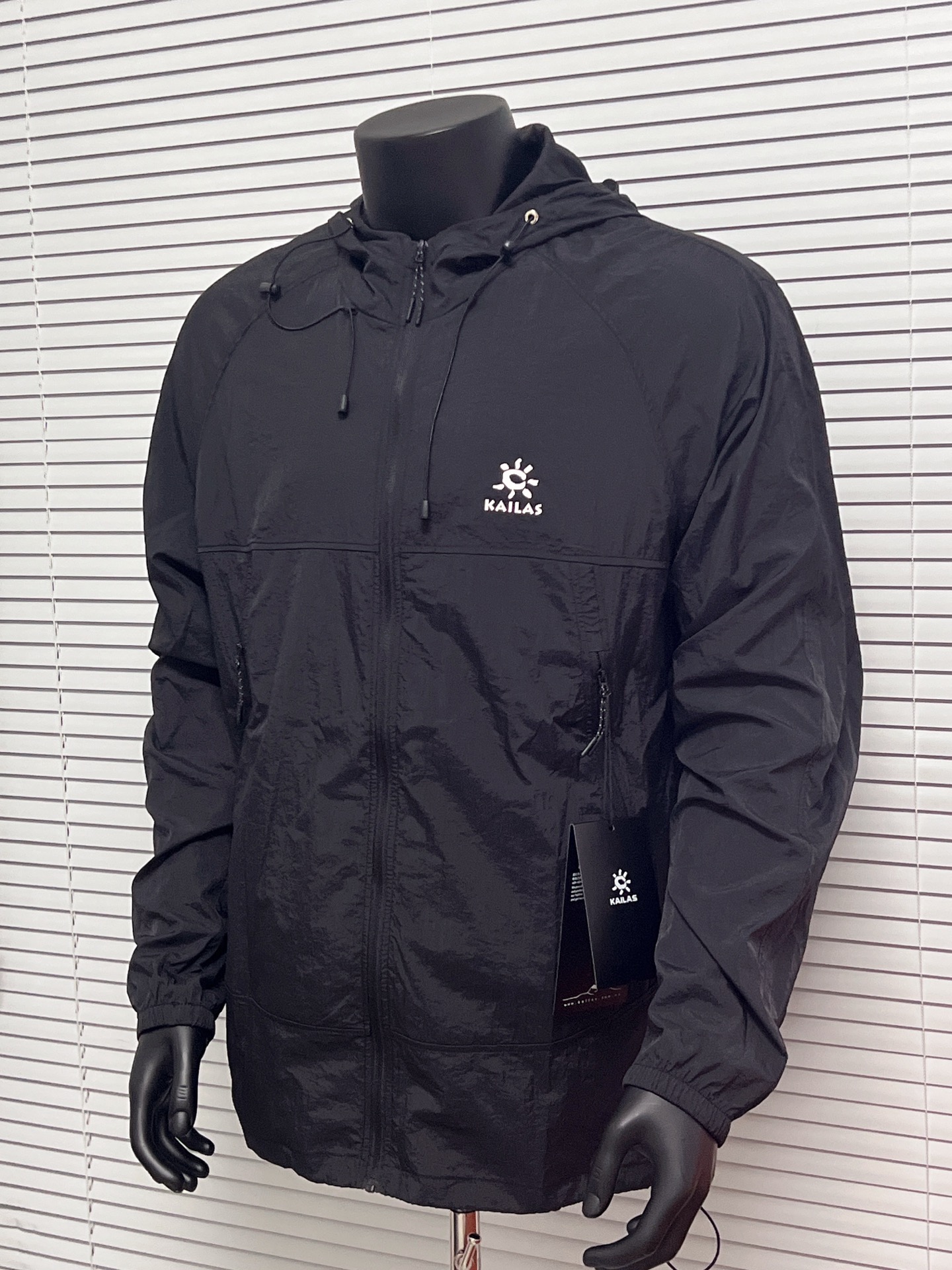 Kailas Lightweight UV Protection Windbreaker - Breathable & Quick-Dry 2 i1748182523872 8205 0 1