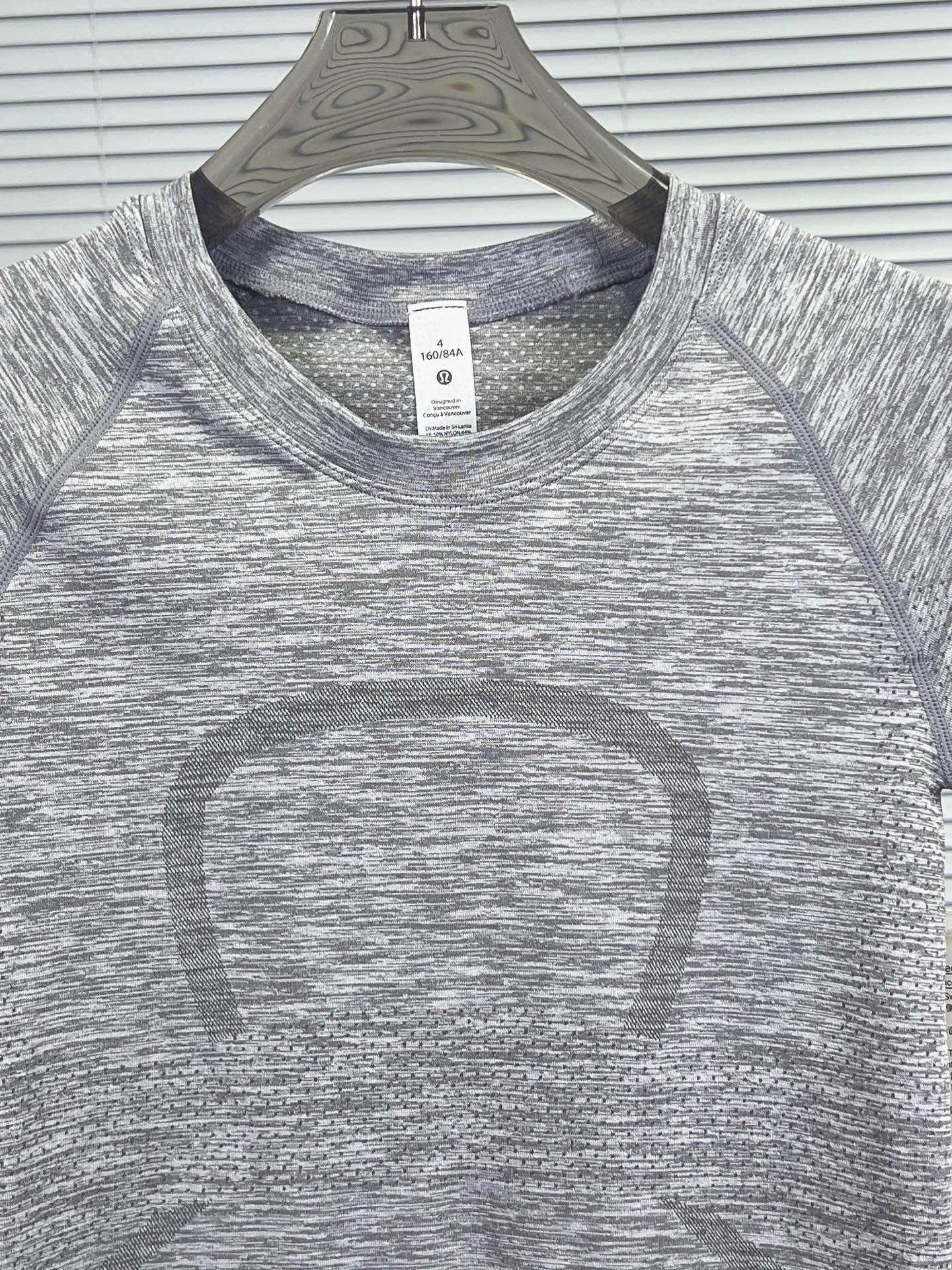 Lululemon丨露露乐檬Swiftly Tech系列运动短袖-Chinese UA Cheap High Quatity Brand Clothes Bags handbags Sneakers wholesale wholesaler seller from China Factory suppliers Fashion Clothing Shoes best Quality Beautiful Price Lululemon丨露露乐檬Swiftly Tech系列运动短袖