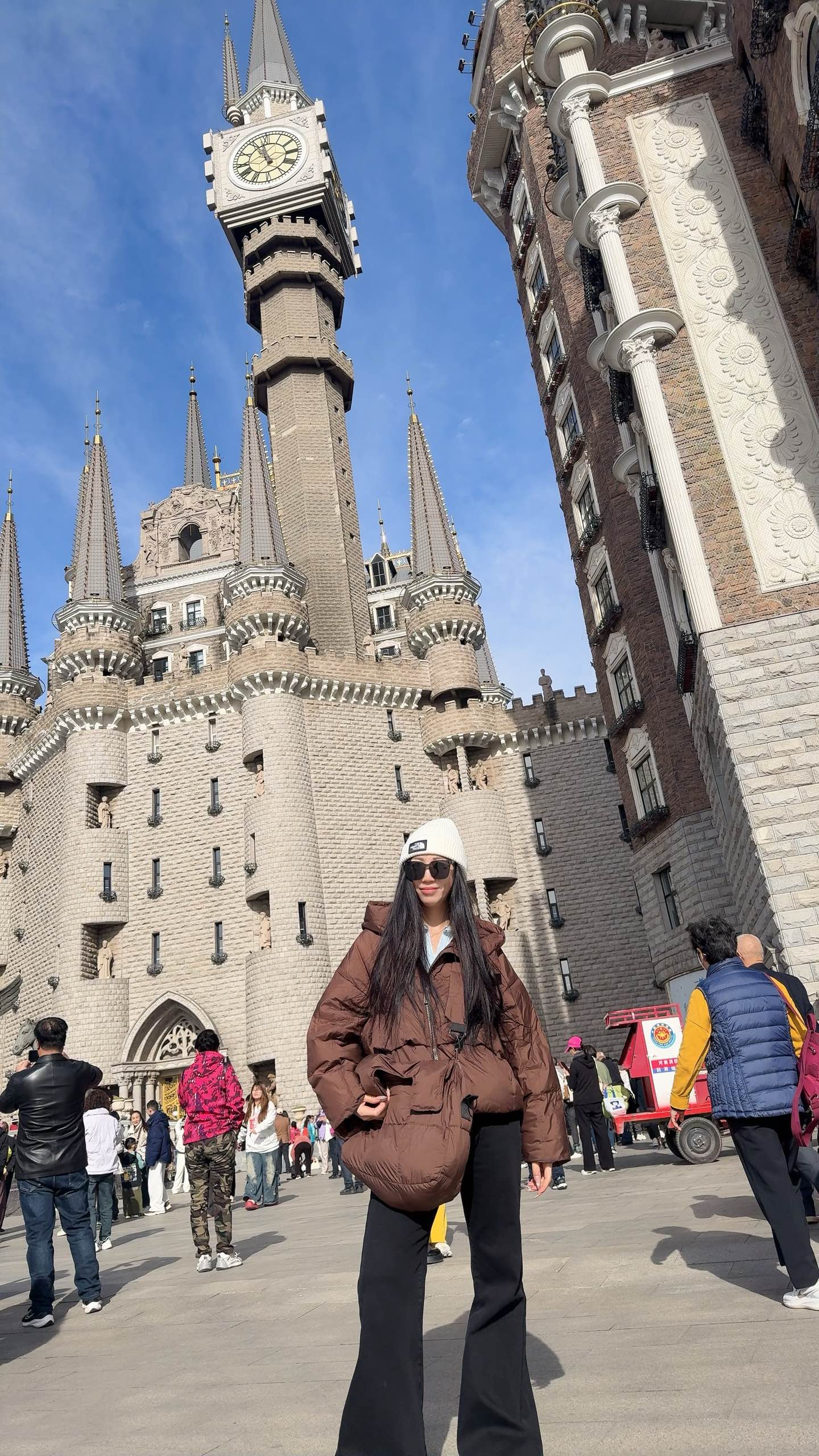 谁的秋冬少得了这顶“头包脸”神器！北面