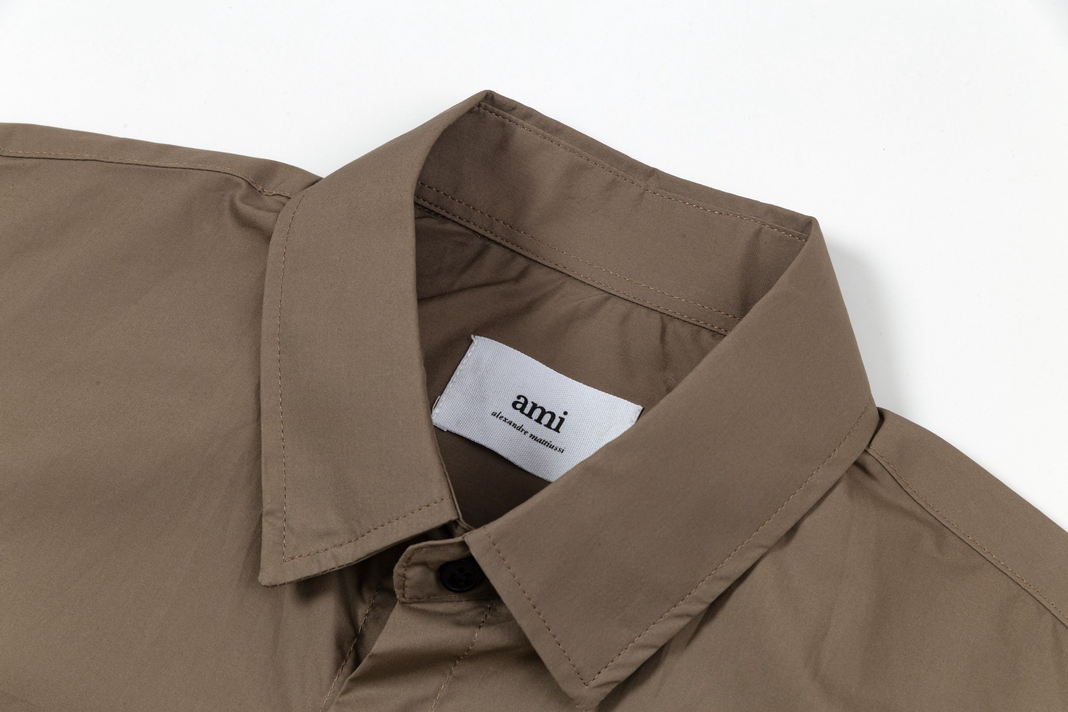 “AMI Paris Classic ADC Carnal Embroidery Logo T-Shirt in 180g Pure Fabric” - 图片 6