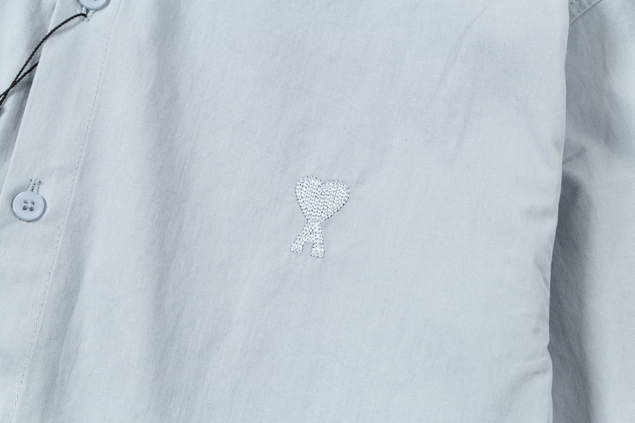“AMI Paris 2021 Summer Cotton Oxford Shirt with Embroidery for Men and Women” - 图片 5