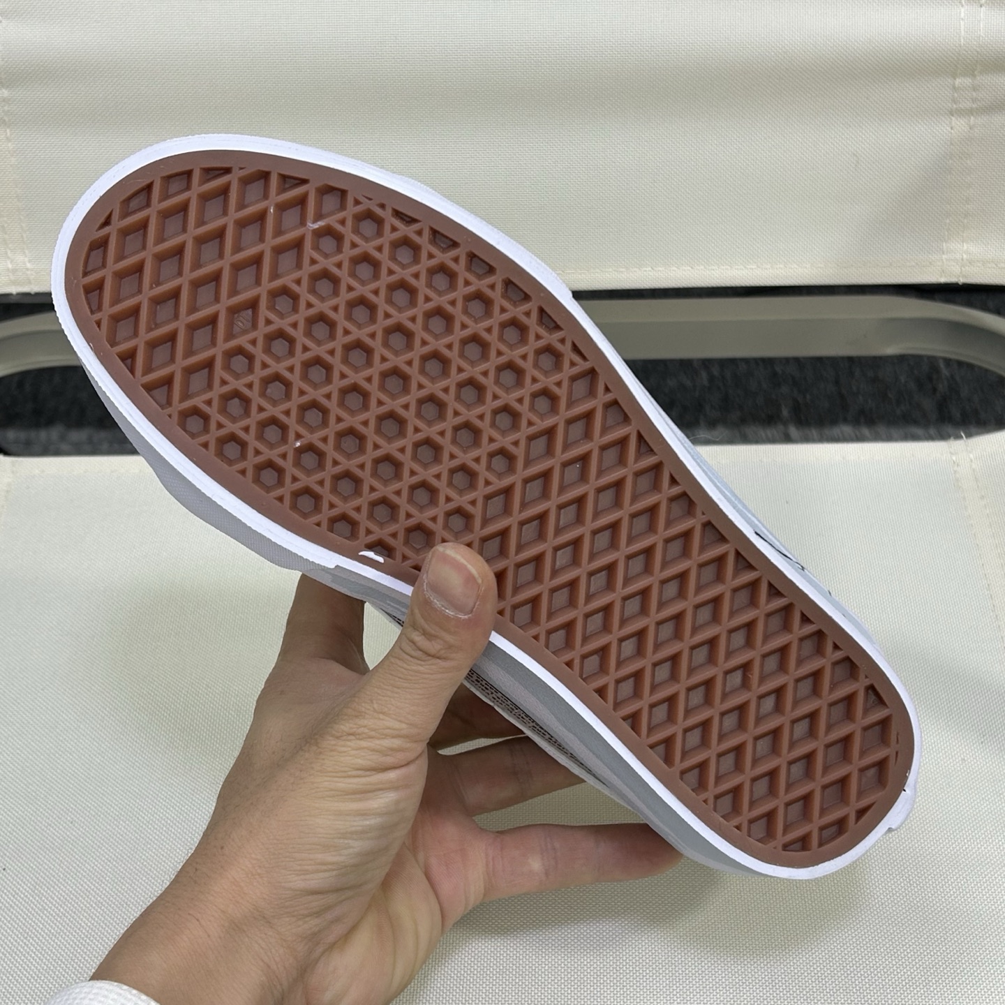 VANS 范斯 SK8-LOW 经典款 低帮 黑白 休闲板鞋帆布鞋 VN0A4UUK6BT工艺：硫化1: