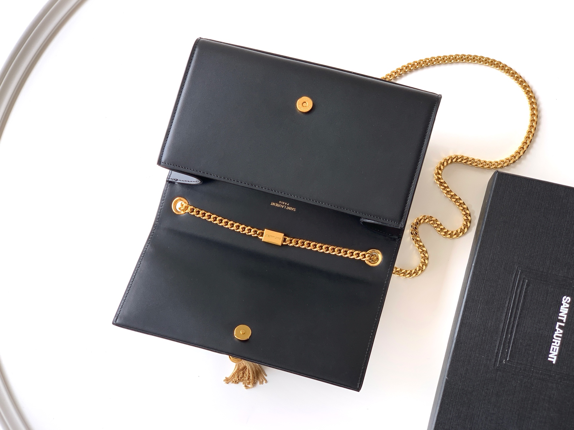 Saint Laurent 配#𝑲𝒂 𝒆 𝟮𝟰𝒄𝒎#KATE 款斜挎链条包 版本全新到货 采用最高等级 牛皮