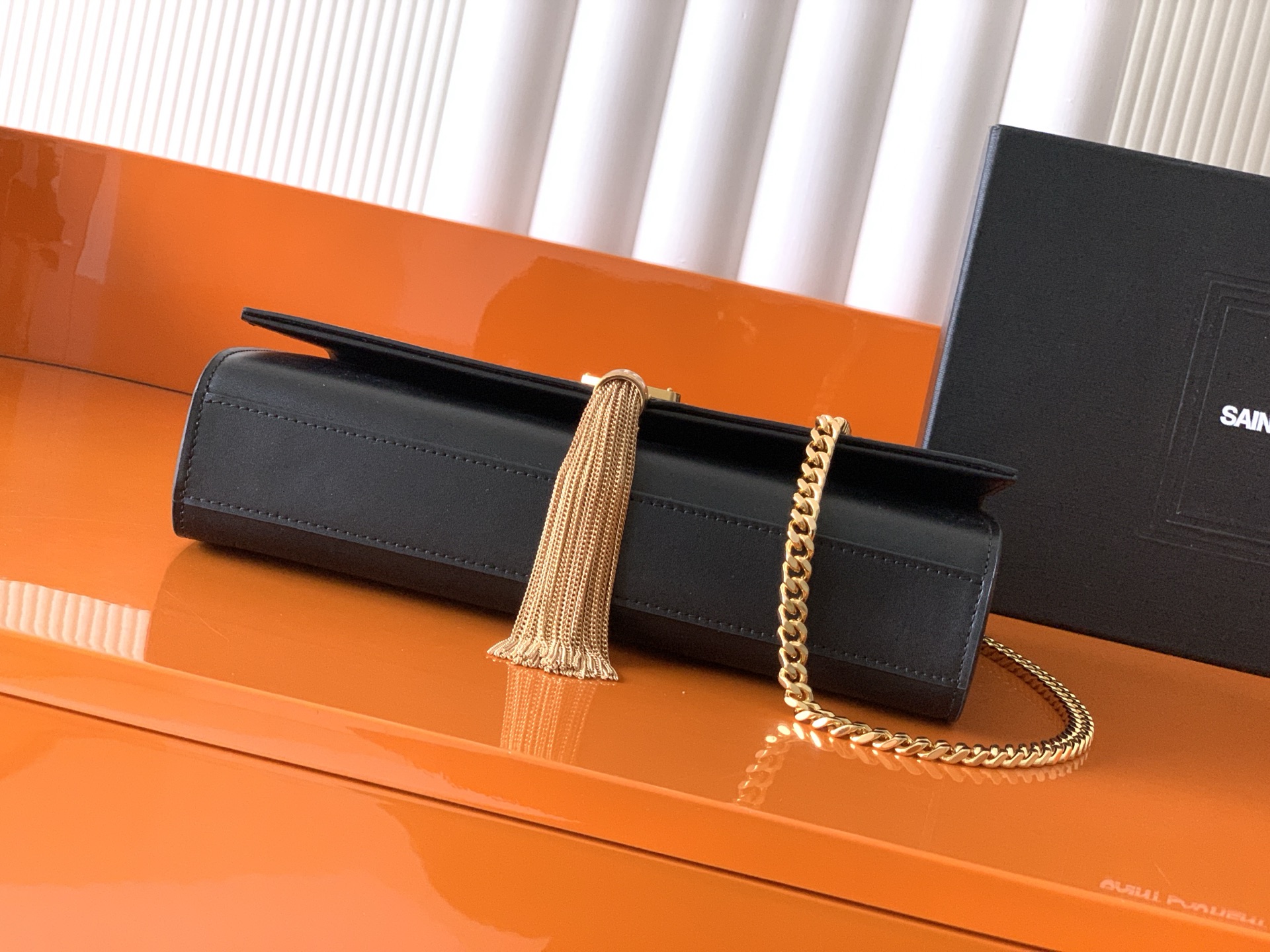 Saint Laurent 配#𝑲𝒂 𝒆 𝟮𝟰𝒄𝒎#KATE 款斜挎链条包 版本全新到货 采用最高等级 牛皮