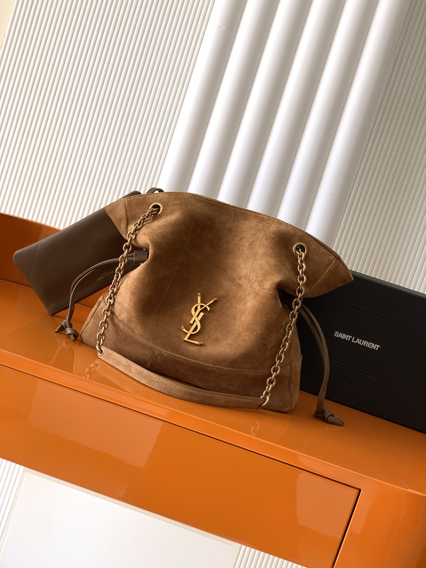 Saint Laurent 磨砂焦糖/古金