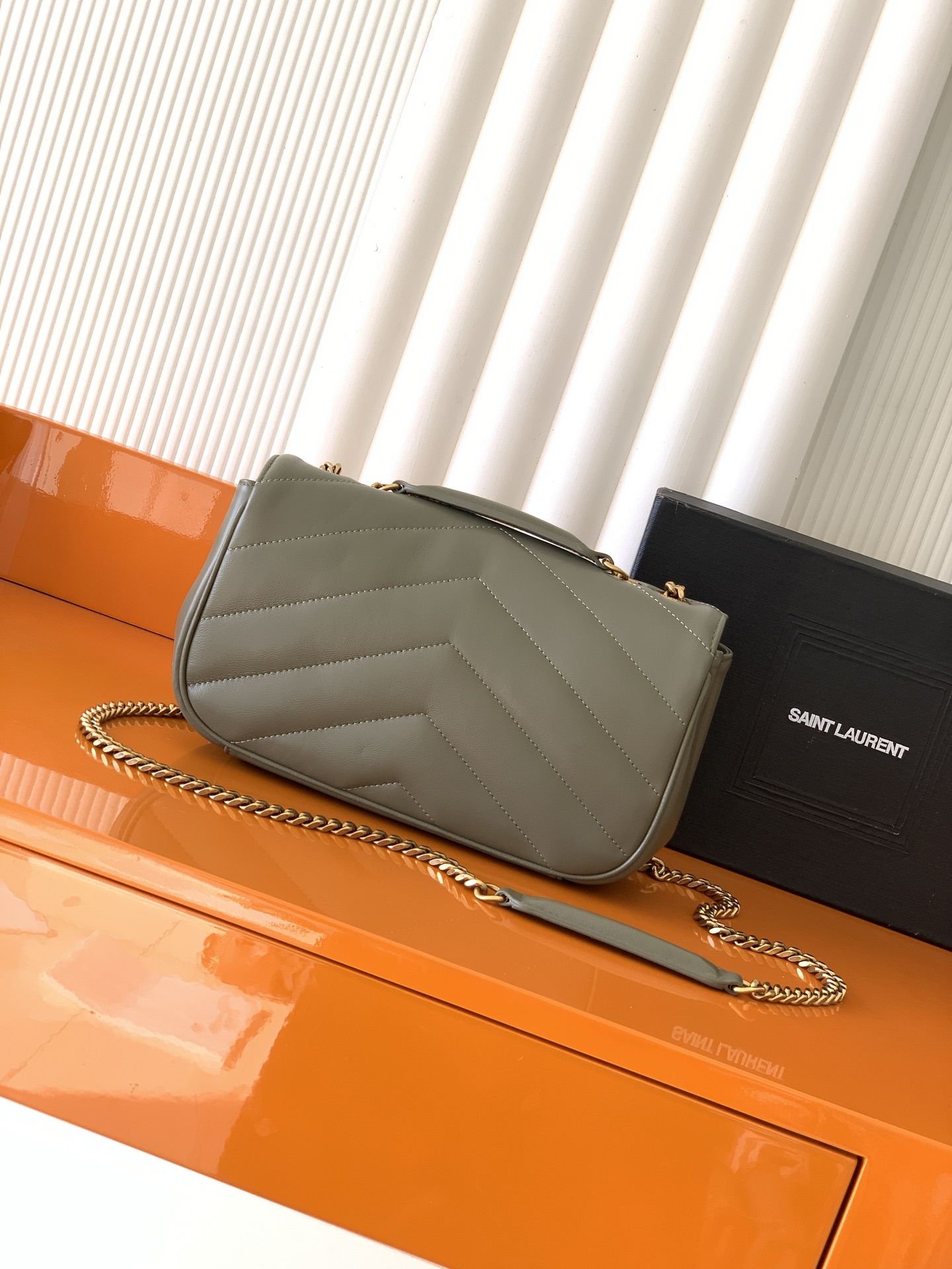 Saint Laurent 小号苔藓绿羊皮/古金