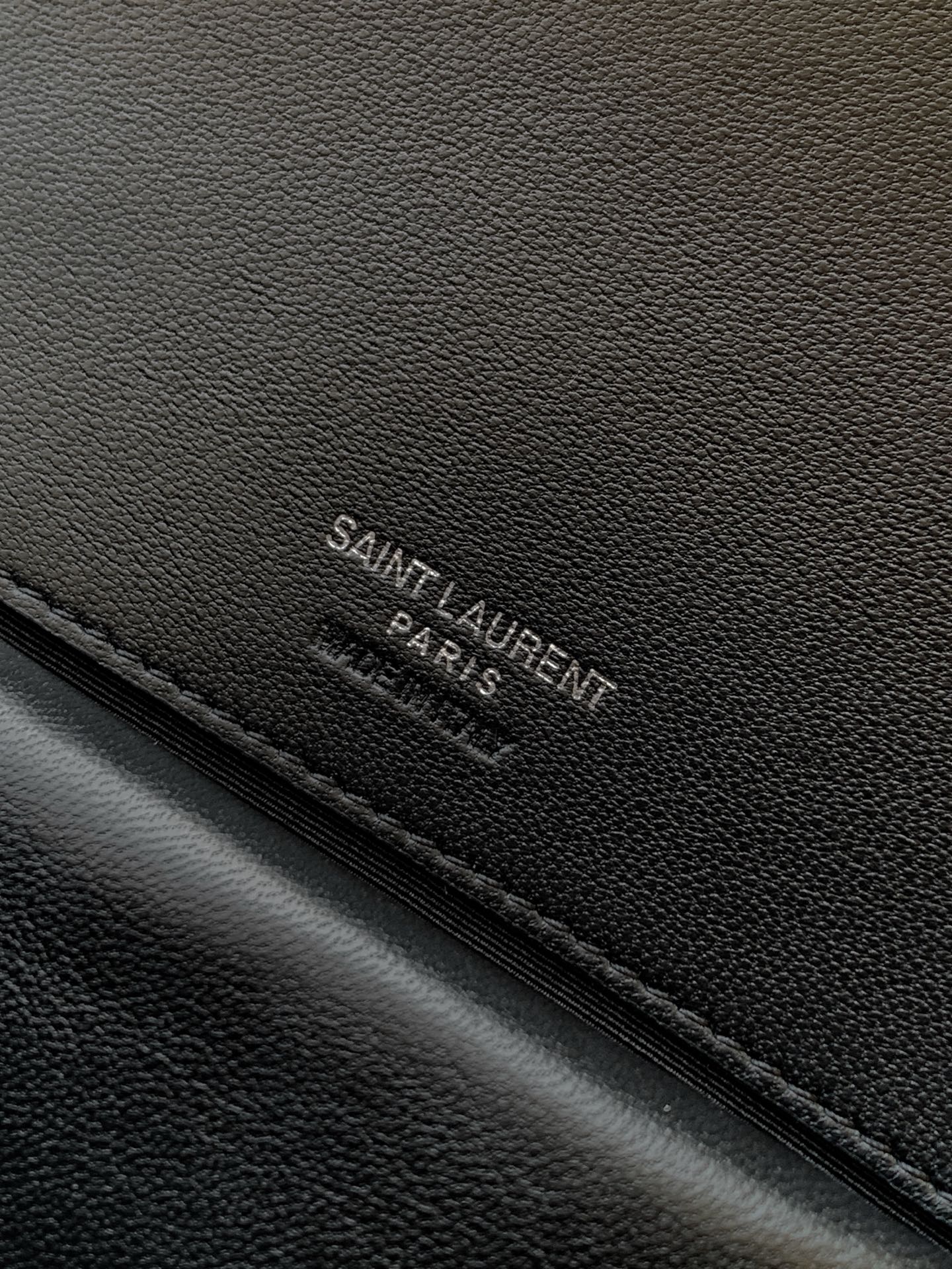 Saint Laurent 中号黑色羊皮/银
