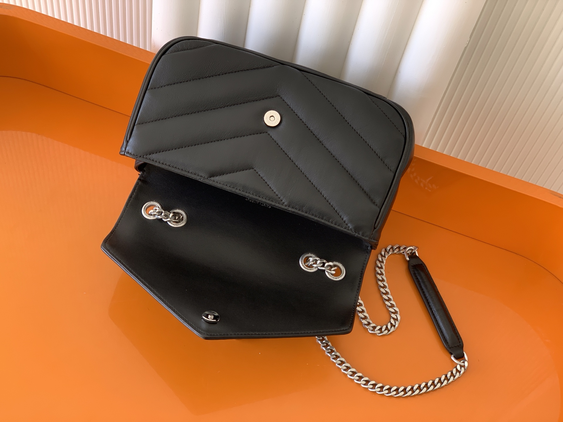 Saint Laurent 小号黑色羊皮/银