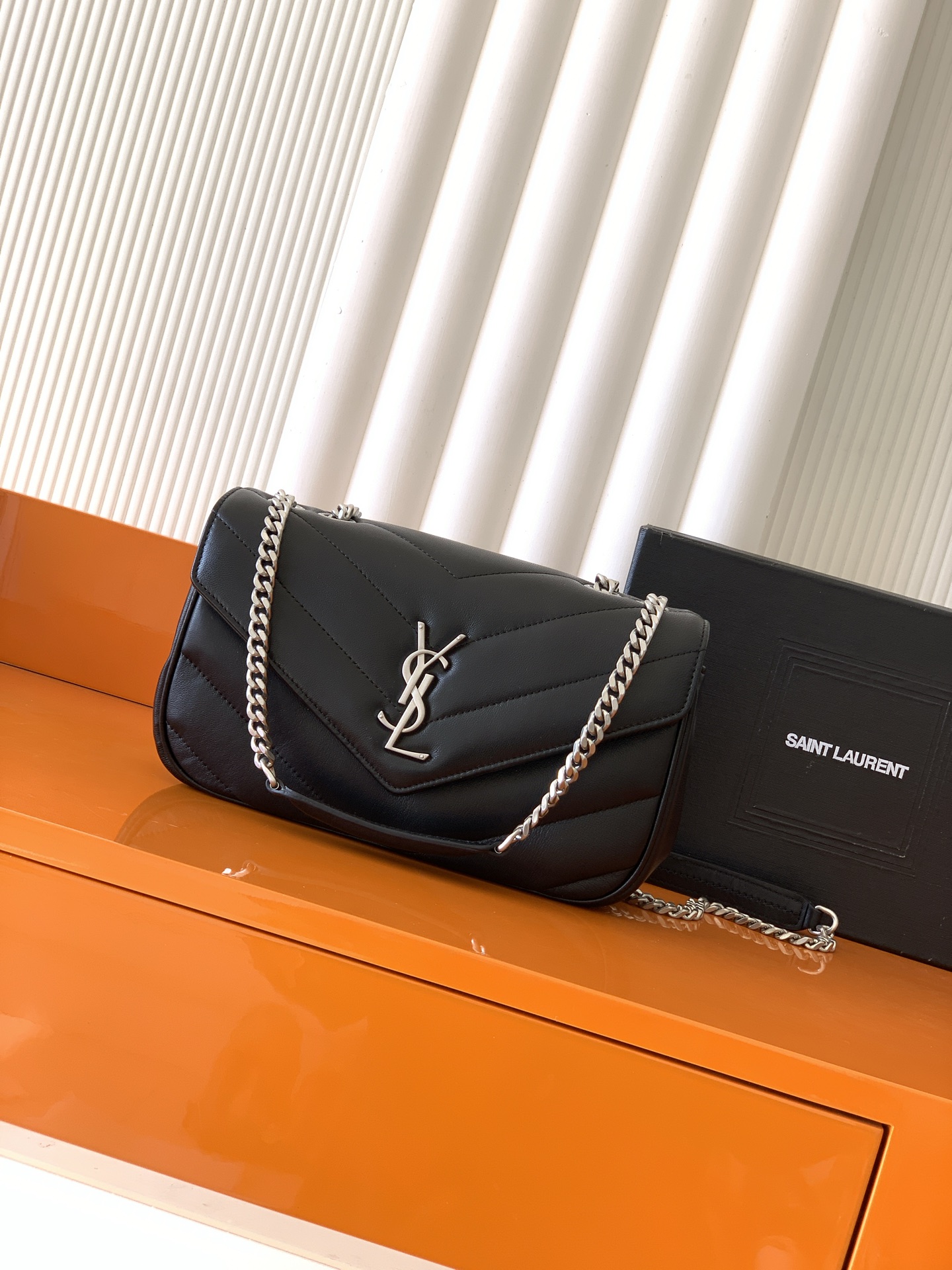 Saint Laurent 小号黑色羊皮/银
