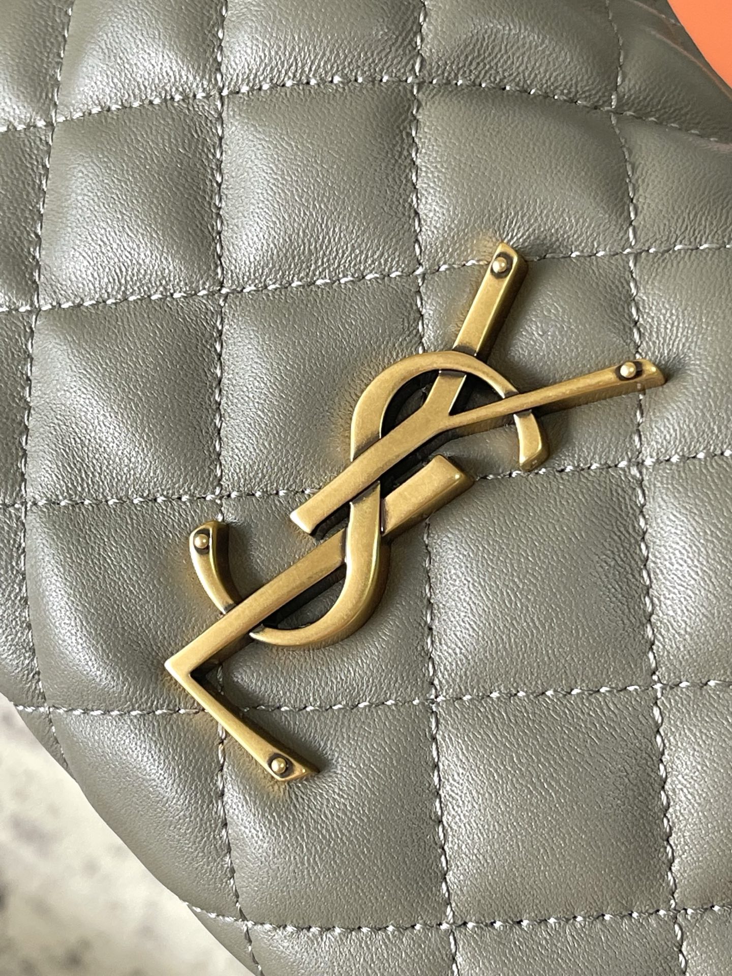 Chanel ICARI NO迷你羊皮手袋 选用优质羊皮 菱格纹+金属Logo 法式优雅满分