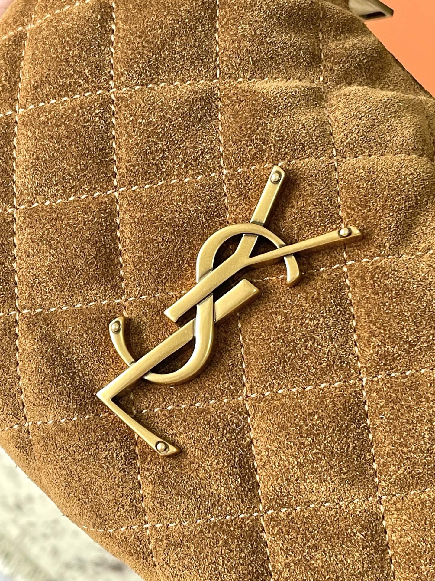 Chanel ICARI NO迷你羊皮手袋 选用优质羊皮 菱格纹+金属Logo 法式优雅满分