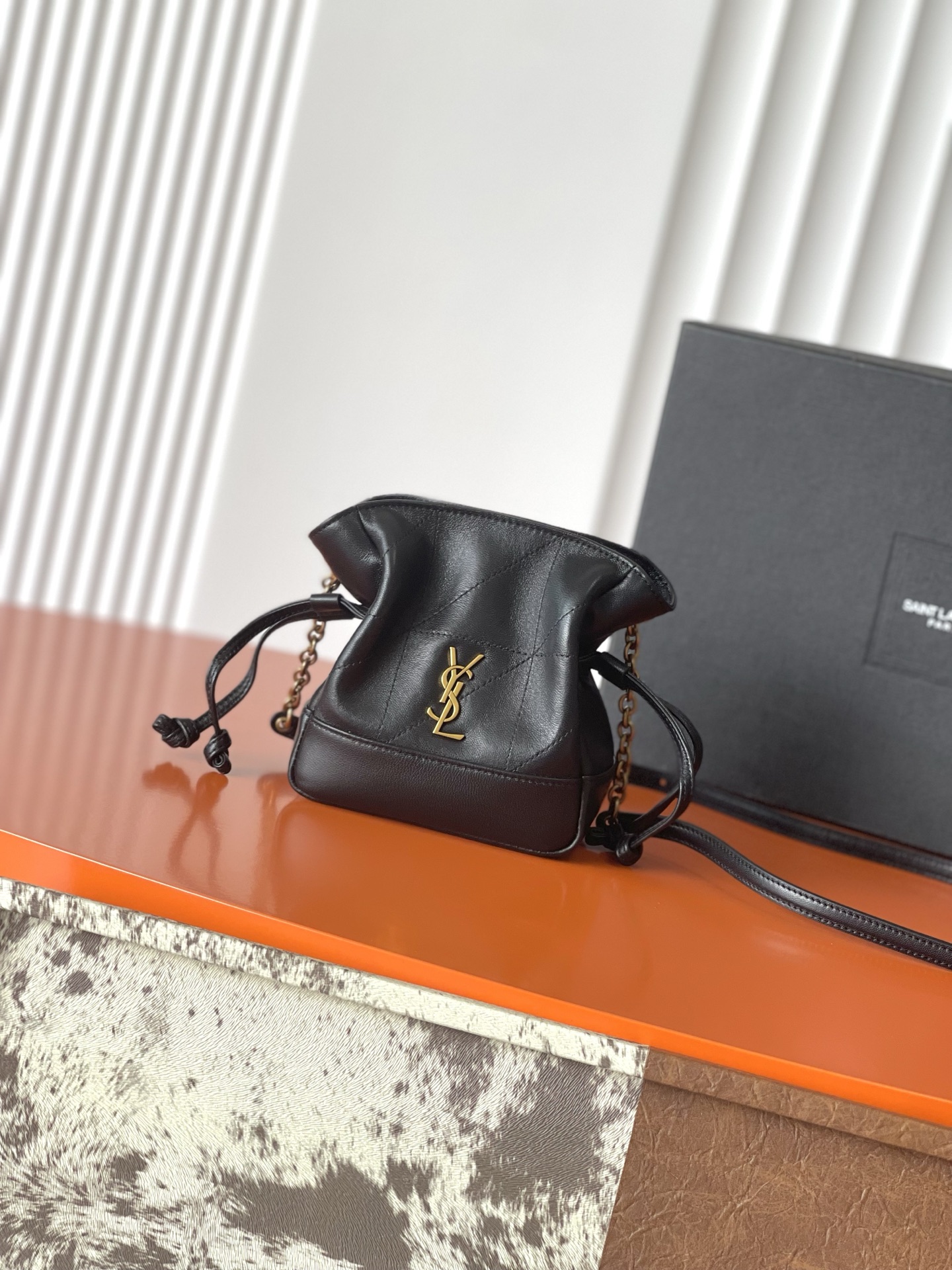 Saint Laurent 黑羊皮/古金 最新斜跨福袋迷你号 了 福袋新尺寸好可爱 一起来种草吧 Jamie 4