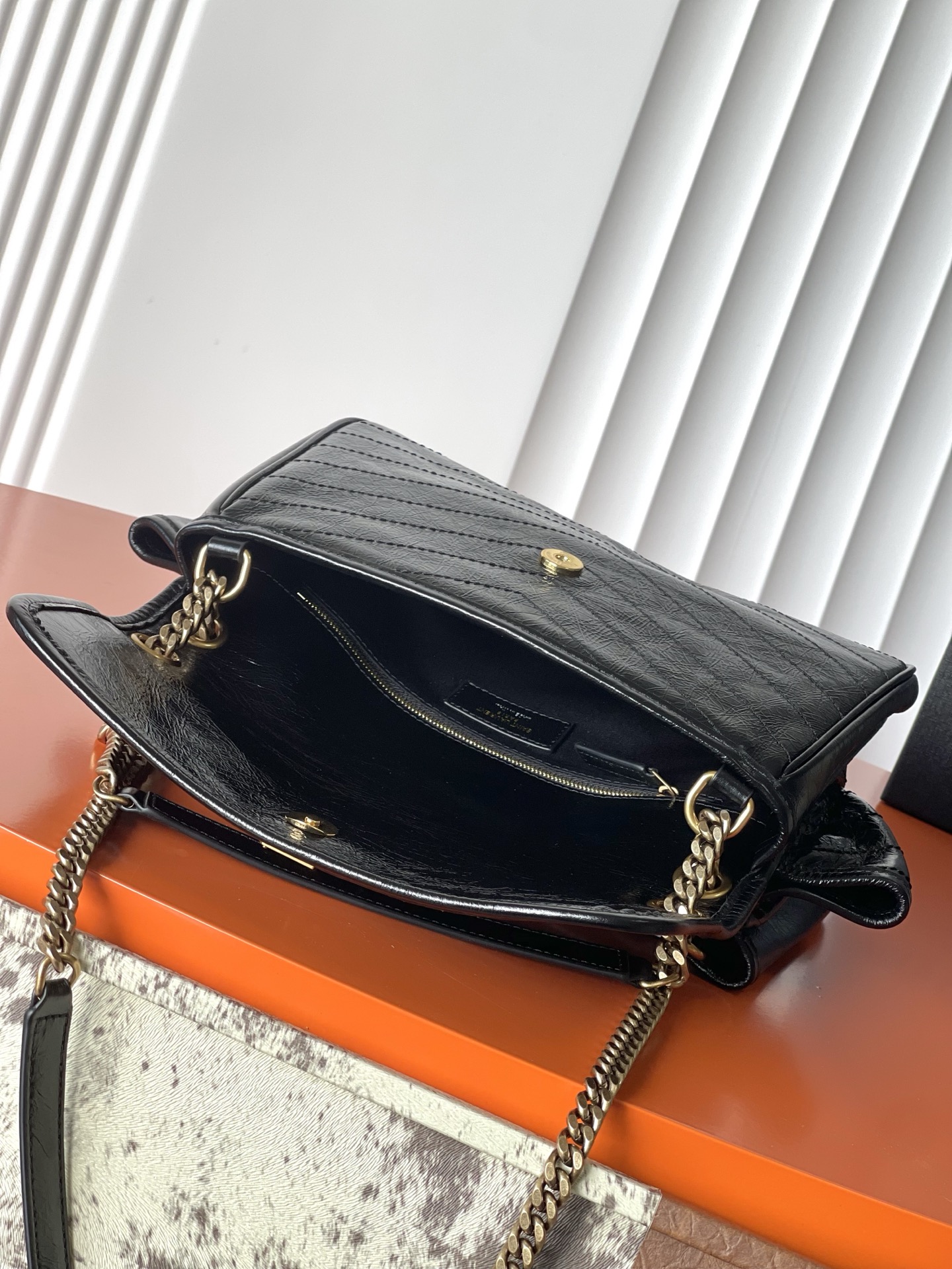 Saint Laurent 黑油腊皮/金 Niki tripouch真的太会了