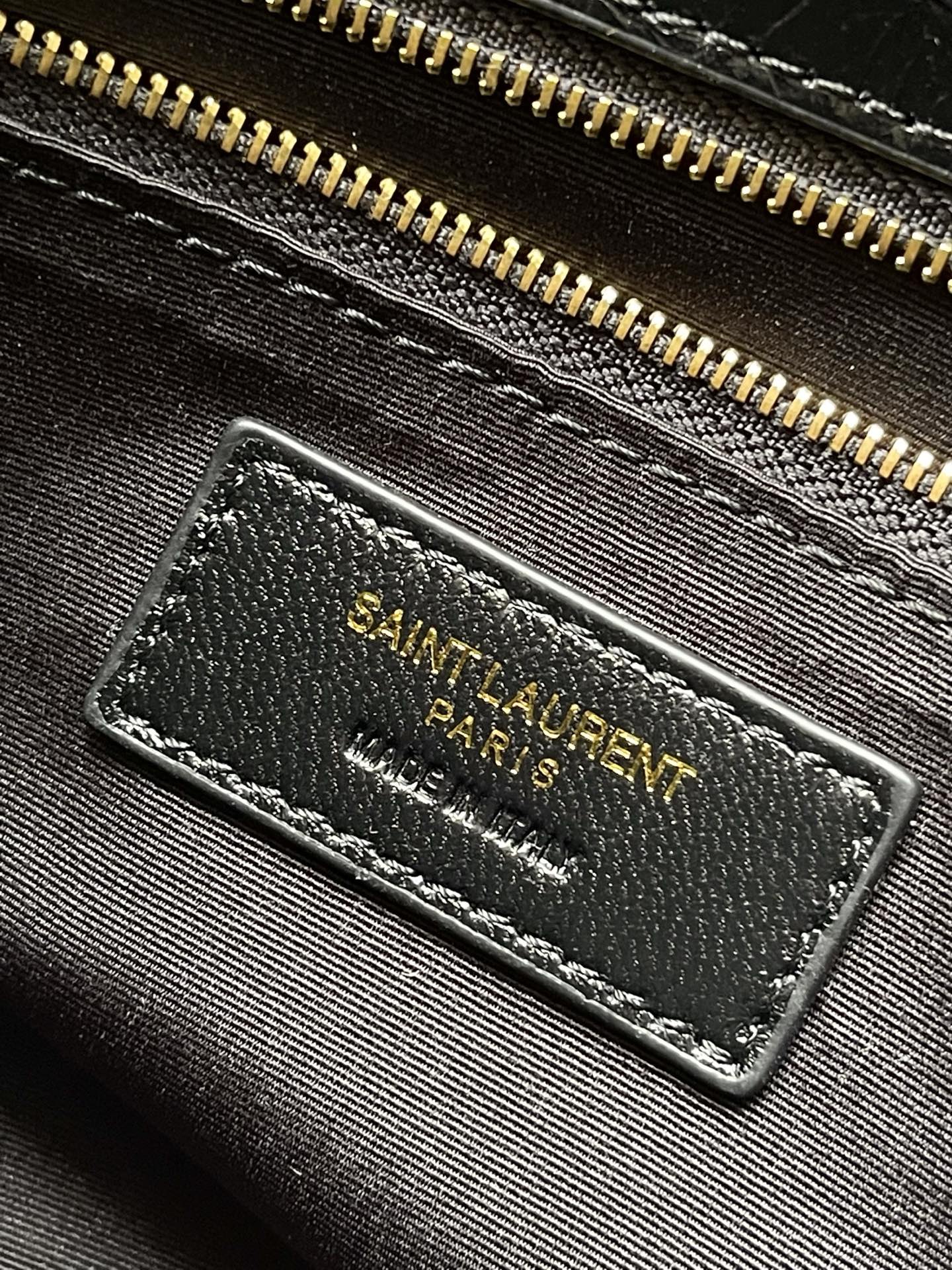Saint Laurent 黑油腊皮/金 Niki tripouch真的太会了