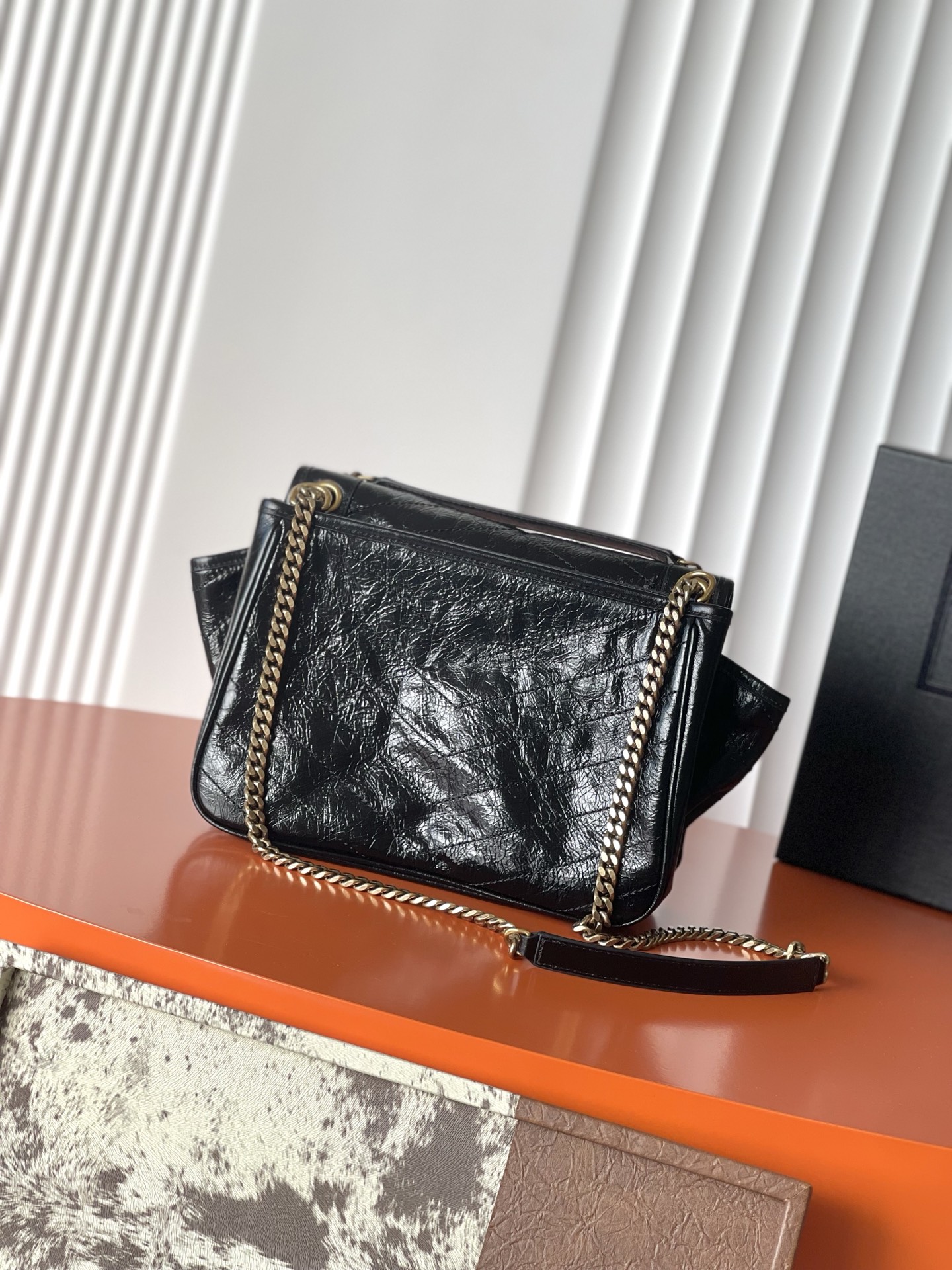 Saint Laurent 黑油腊皮/金 Niki tripouch真的太会了