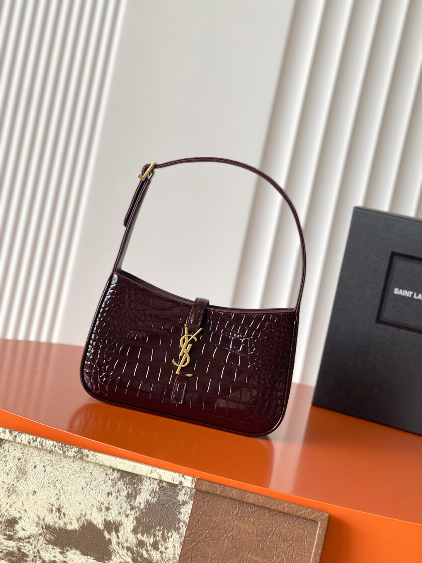 SAINT LAURENT Burgundy Croc Effect Shoulder Bag
