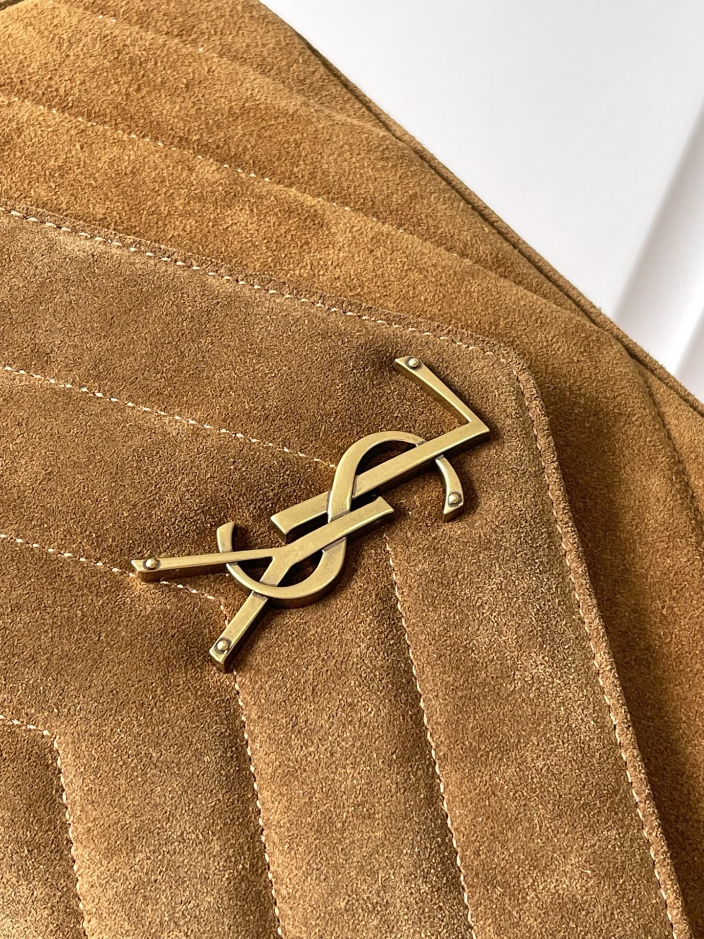 SAINT LAURENT Caramel Suede Loulou Medium