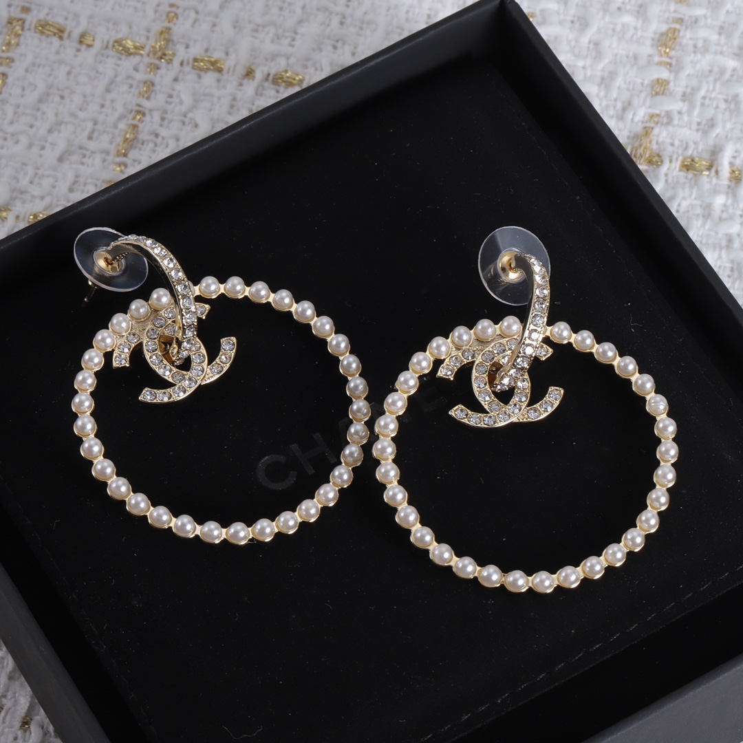 Chanel item 3