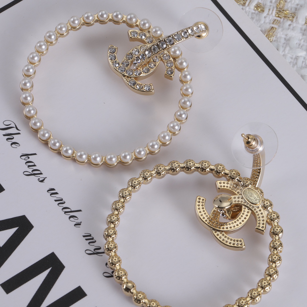 Chanel item 4