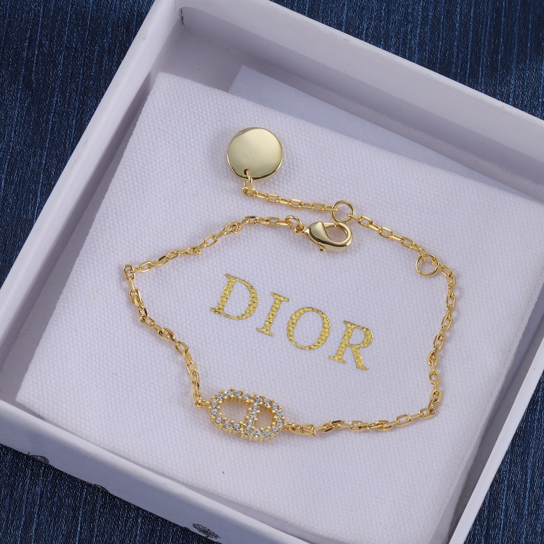 Dior luxury necklace 4