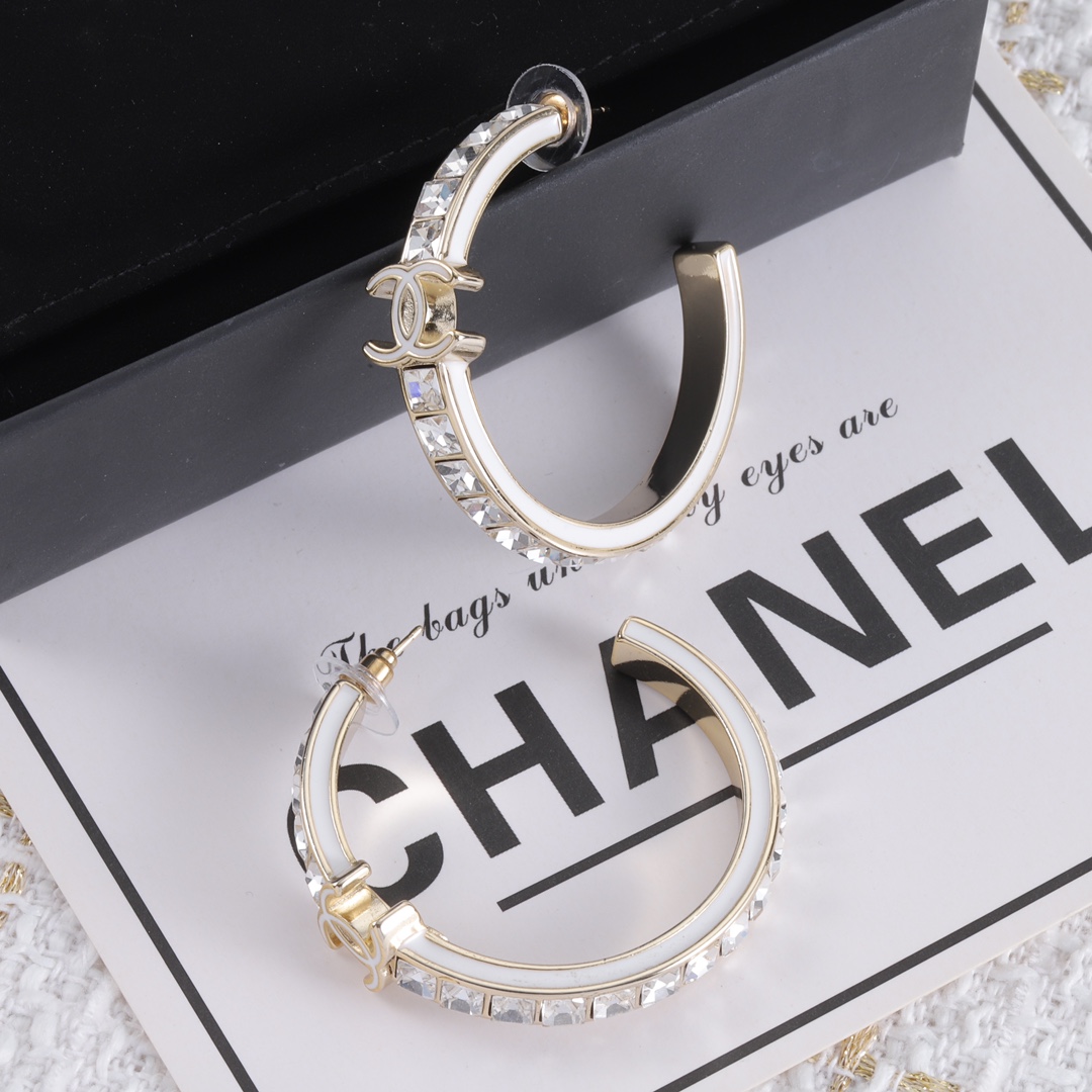 Chanel item 5