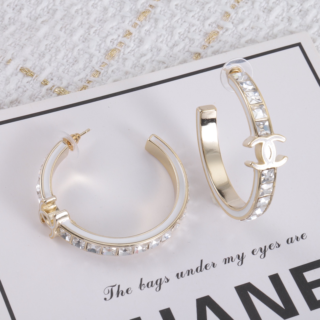 Chanel item 8