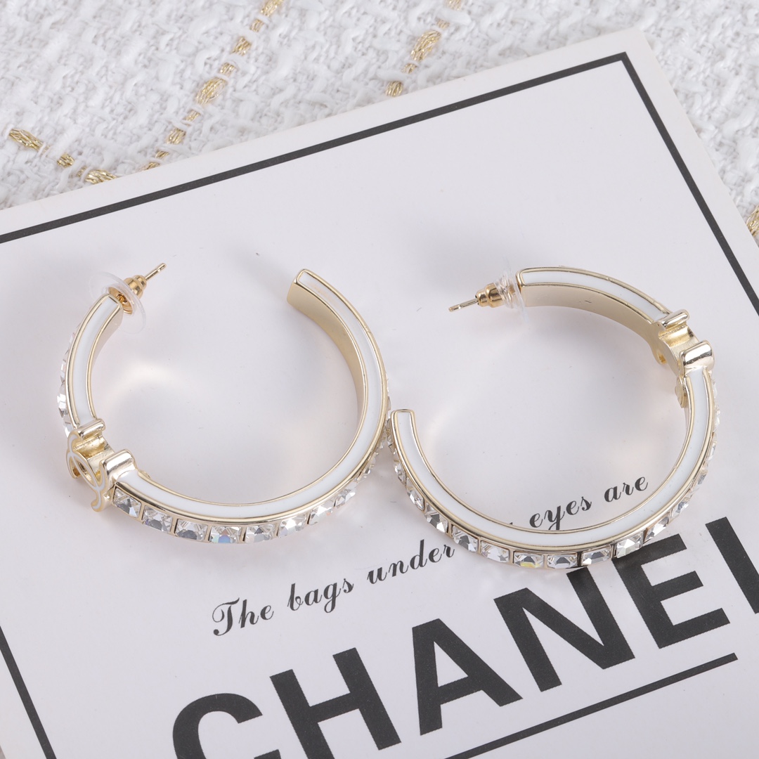 Chanel item 7
