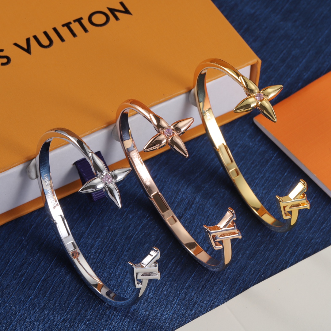 LV Bracelet - Jewelry 3
