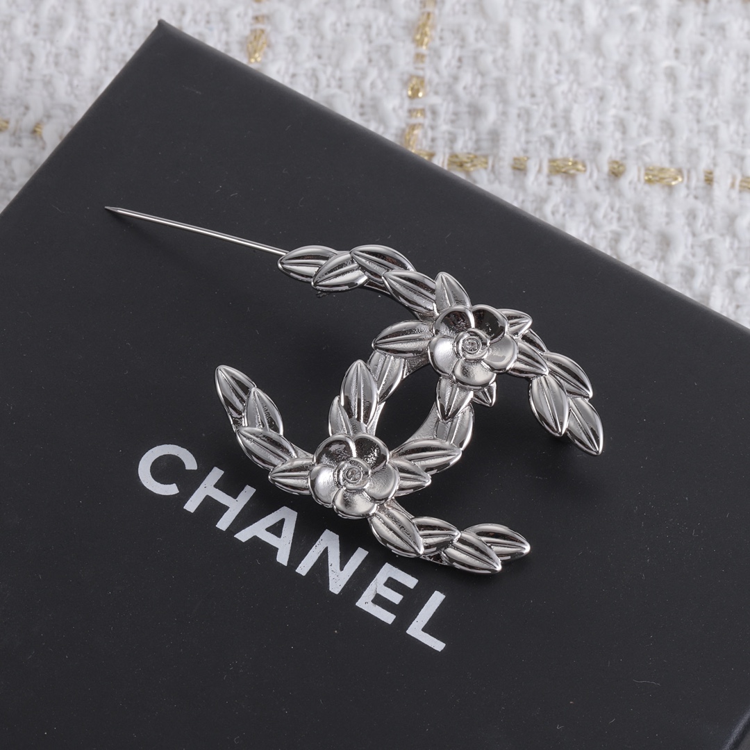 Chanel item 6
