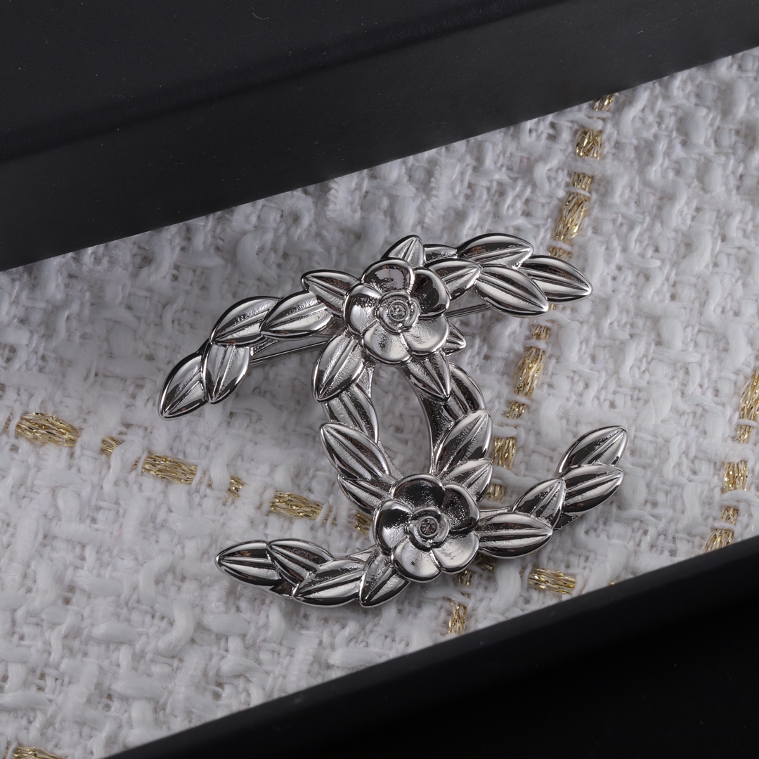 Chanel item 4