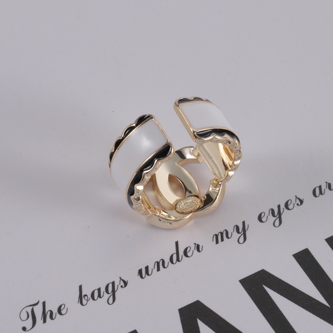 Chanel ring 7
