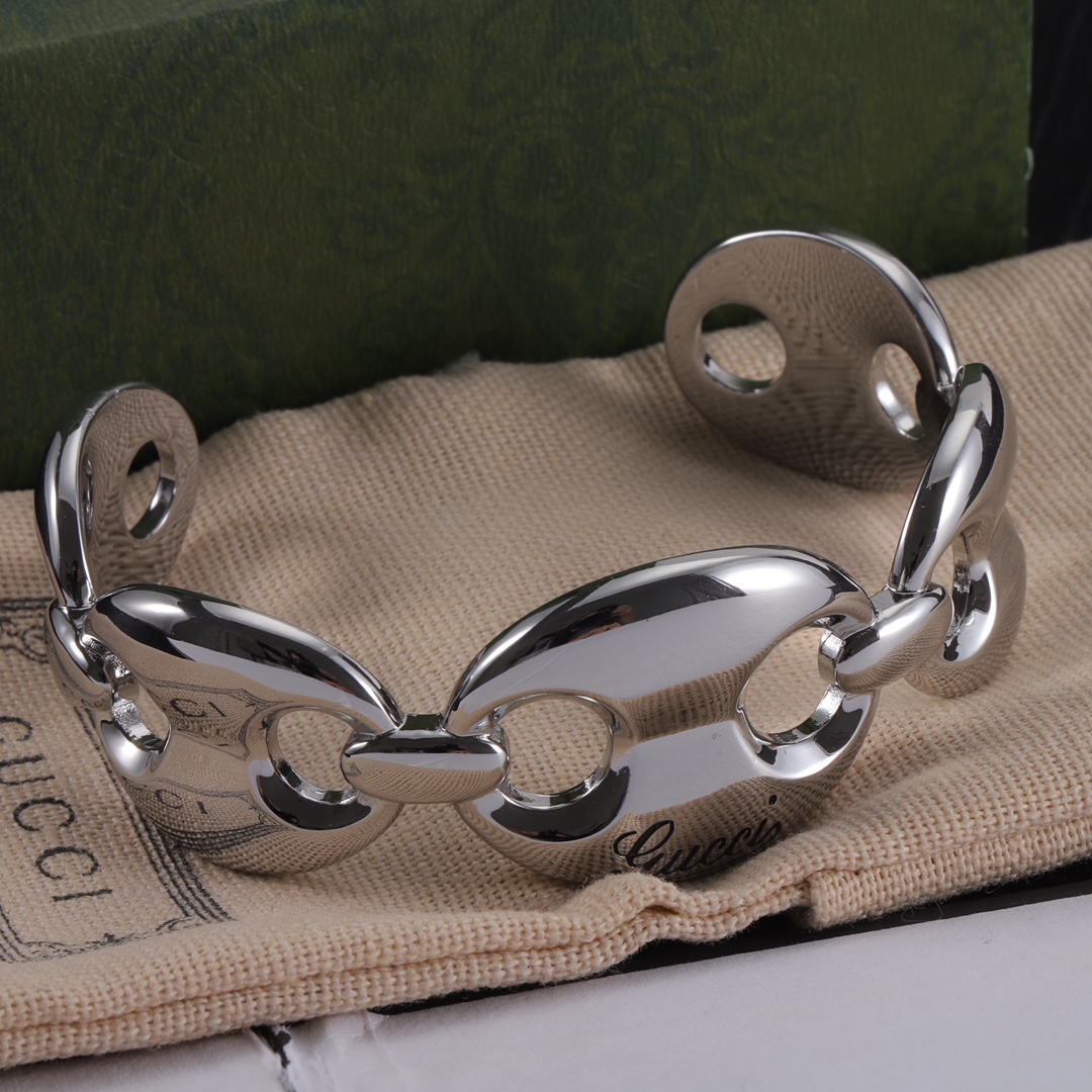 Gucci 古驰手环 6