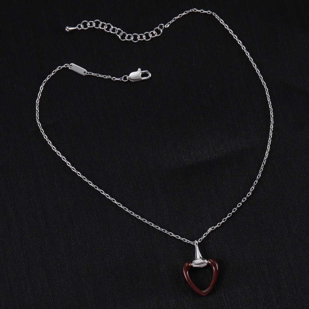 Gucci luxury necklace 6