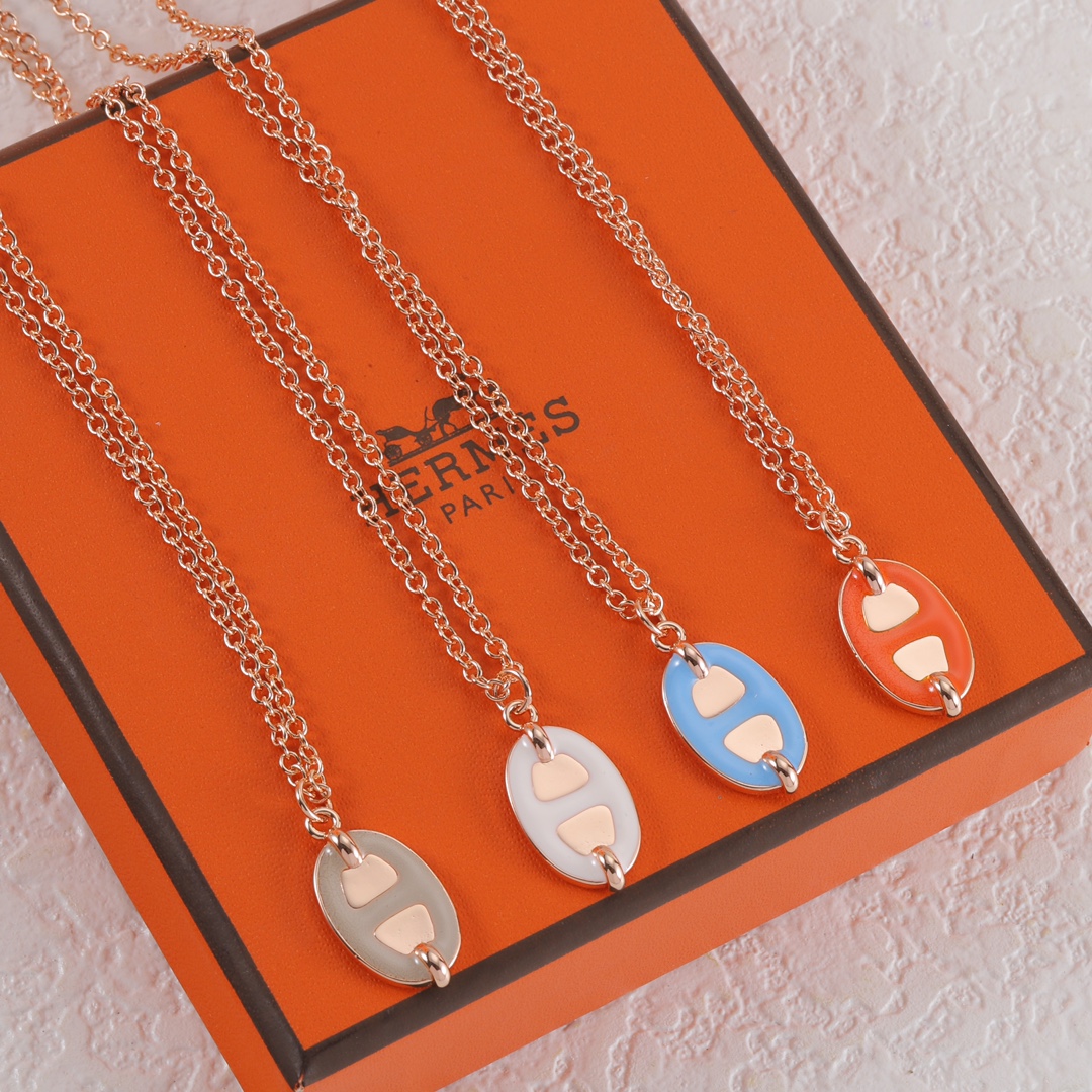 Hermès luxury necklace