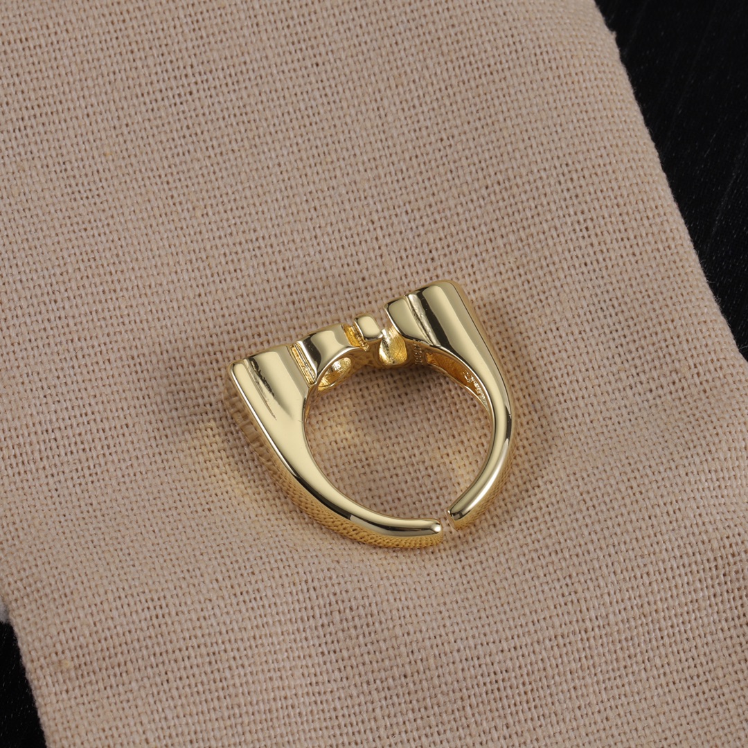 Gucci 古驰戒指 2