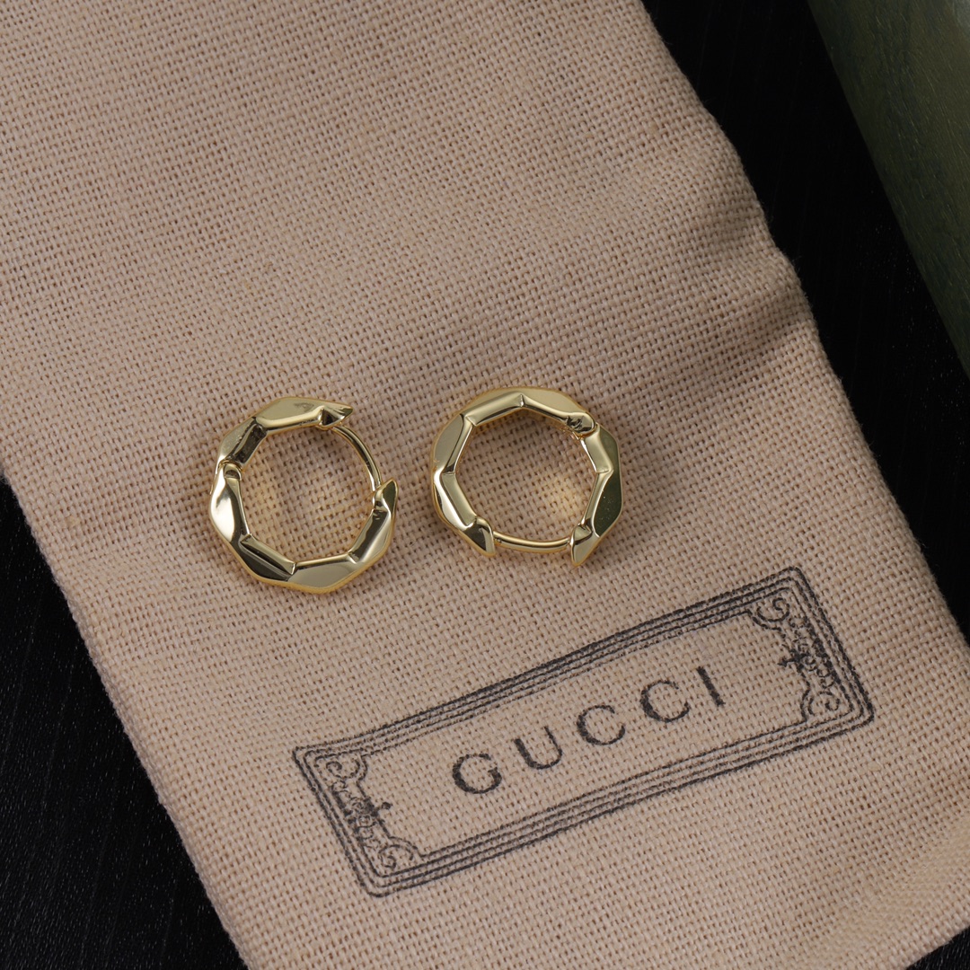 Gucci item