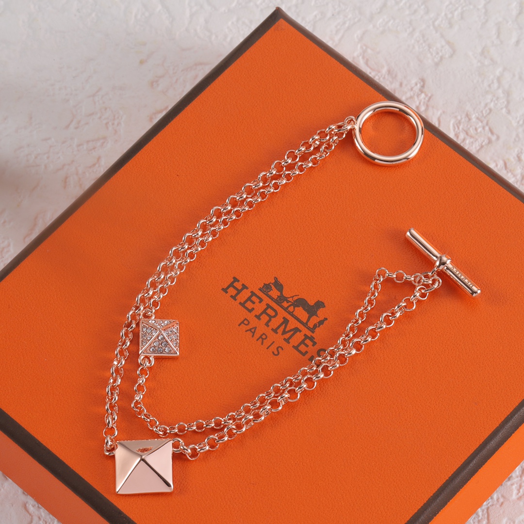 Hermes 爱马仕手链 2