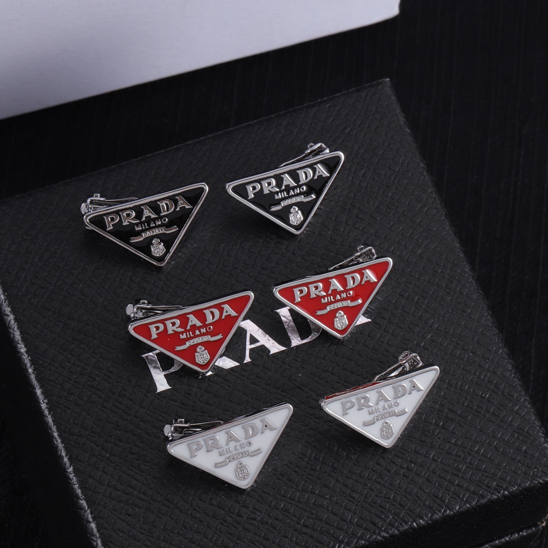 Prada item