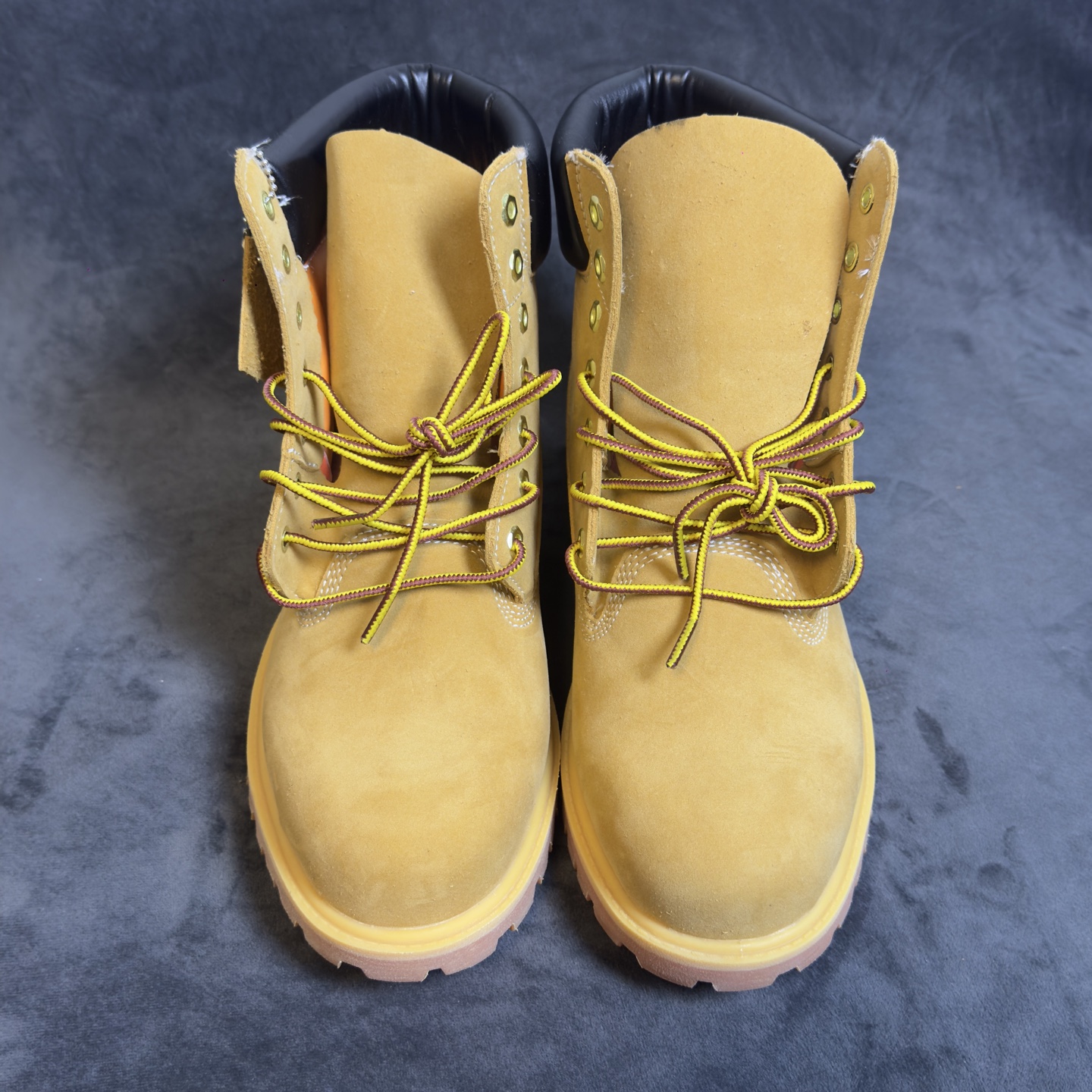 💰260  S1#性价比 Timberland 添柏岚/天伯伦 经典黄高 工装靴 各方面品质均有提升 全新订单 下半年核心产品主推供应 渠道版 珠海代工厂生产 外贸鬼佬订单尾货