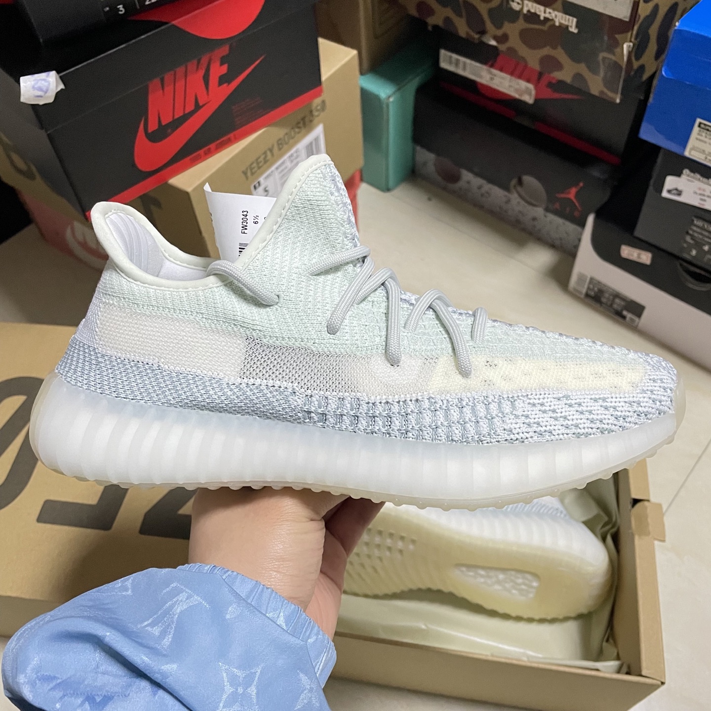 Yeezy Boost 350V2 FW3043