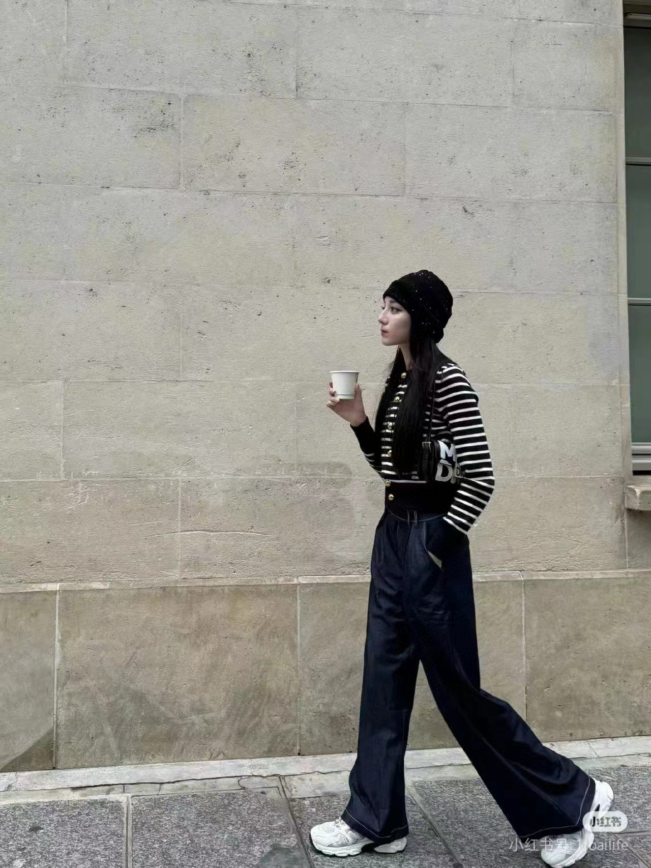 NO:278092,Celebrity's foot picture,19860909明星上脚图,,Men's shoes