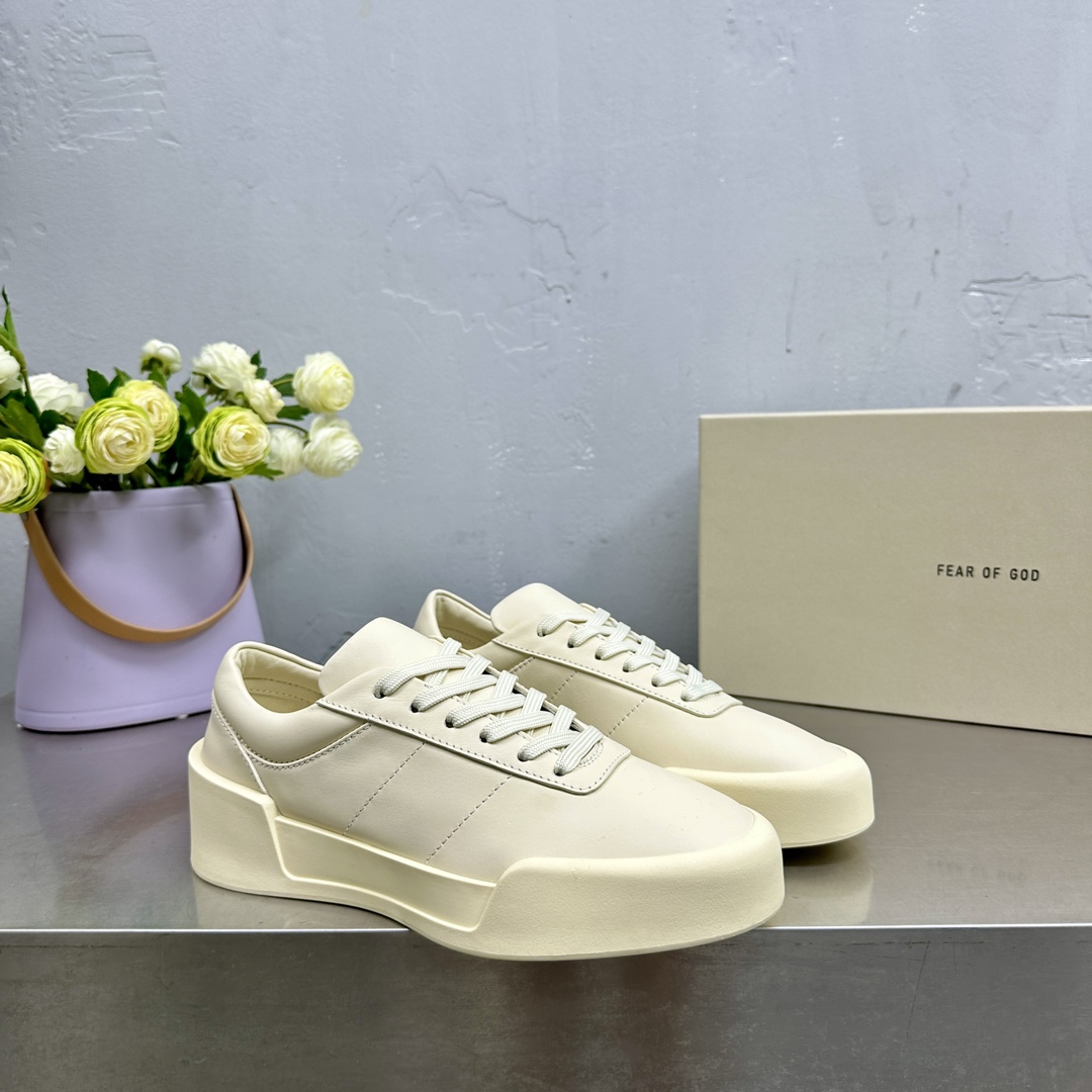 Fear of God Real-Skinned Summer Sneakers: Rice-Colored Silk-Skin and Sand-Skin Fabric Sensation - 图片 4