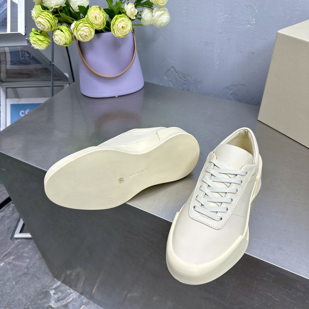 Fear of God Real-Skinned Summer Sneakers: Rice-Colored Silk-Skin and Sand-Skin Fabric Sensation - 图片 3