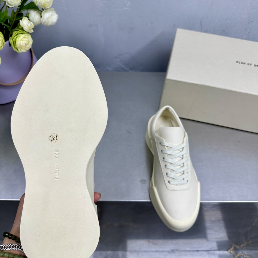 Fear of God Real-Skinned Summer Sneakers: Rice-Colored Silk-Skin and Sand-Skin Fabric Sensation - 图片 7